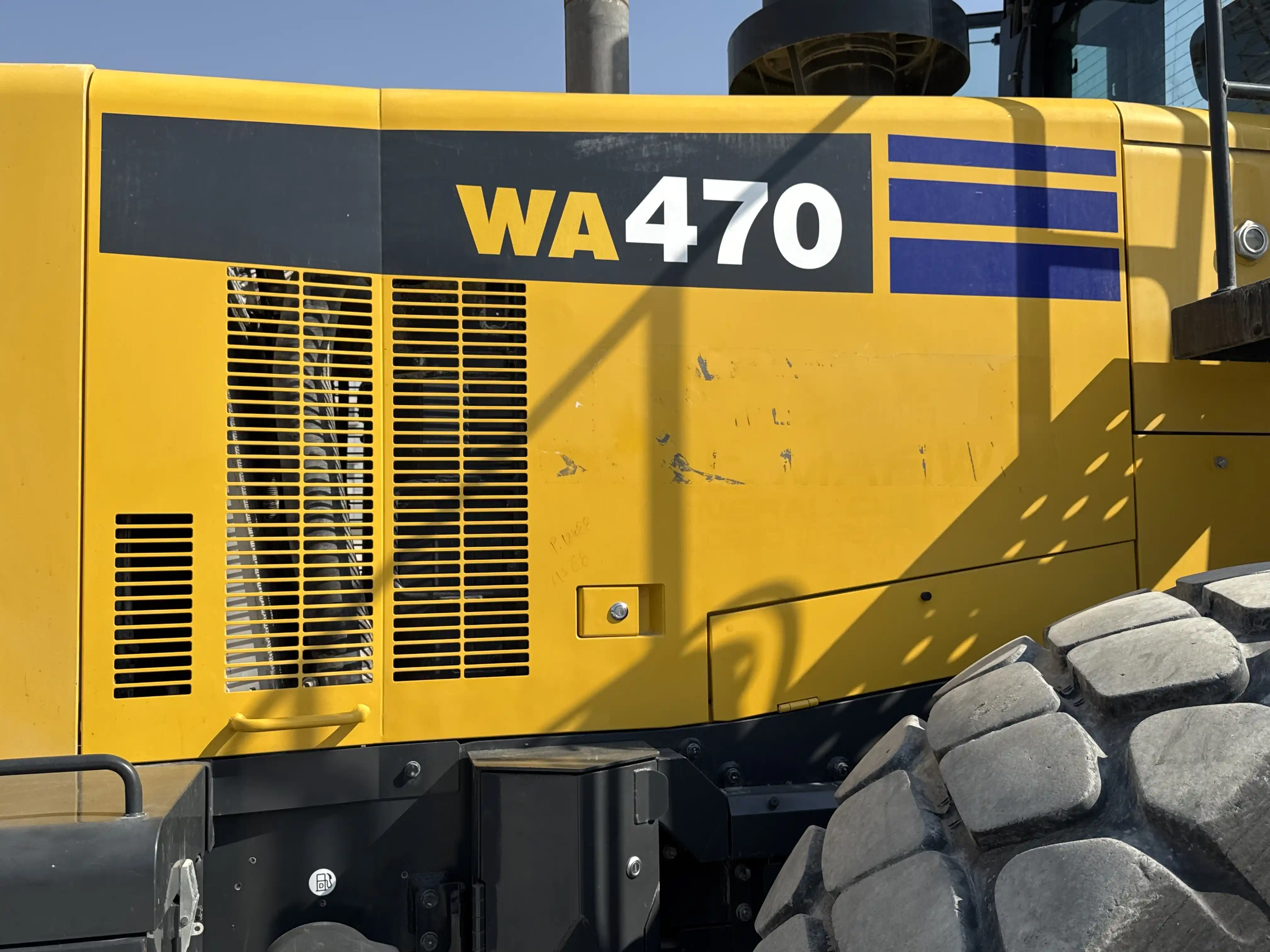 WHL-001-Komatsu-WA470-6R-wheel-loader-inspection-structure-sheet-metal-fiberglass-4