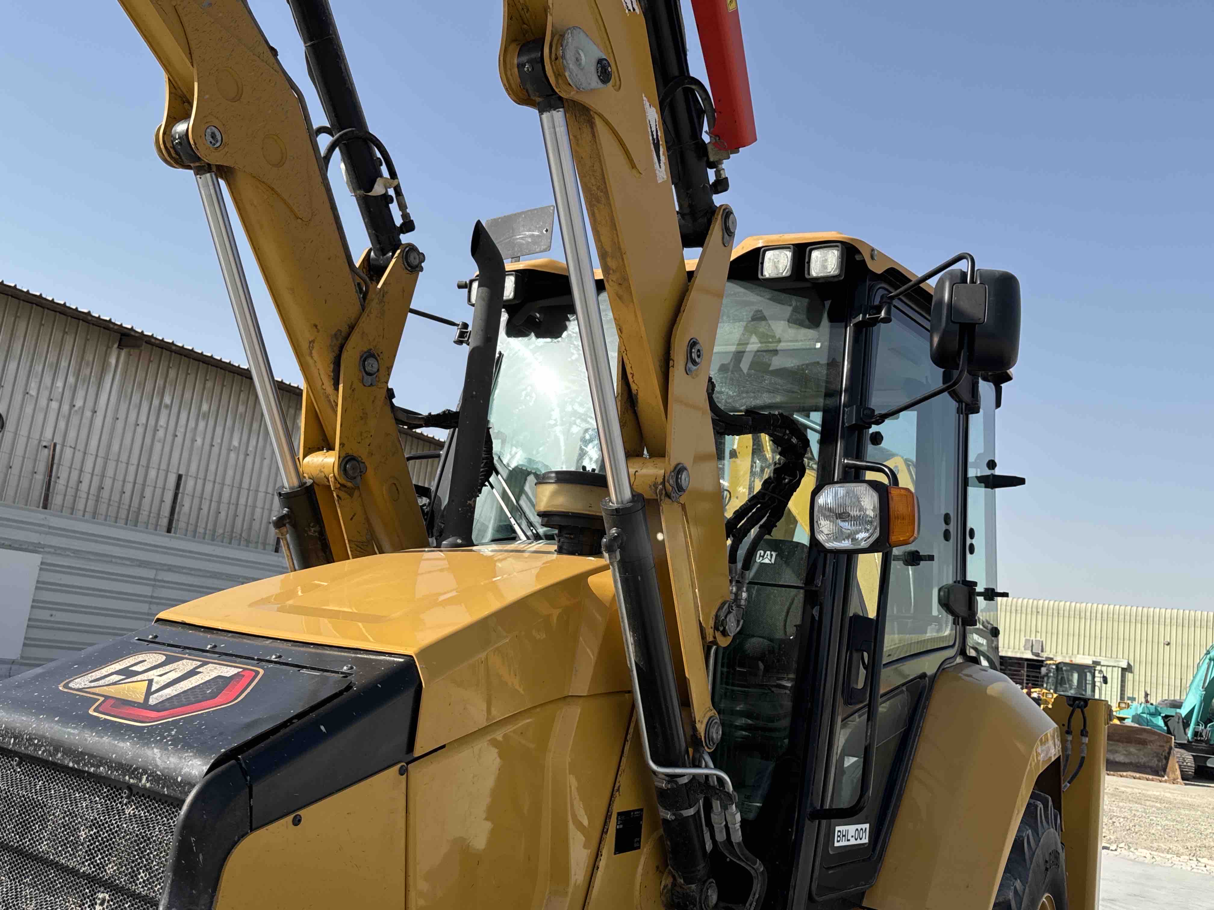 BHL-001-Cat-426F2-backhoe-loader-inspection-hydraulics-loader-lift-cylinder-2