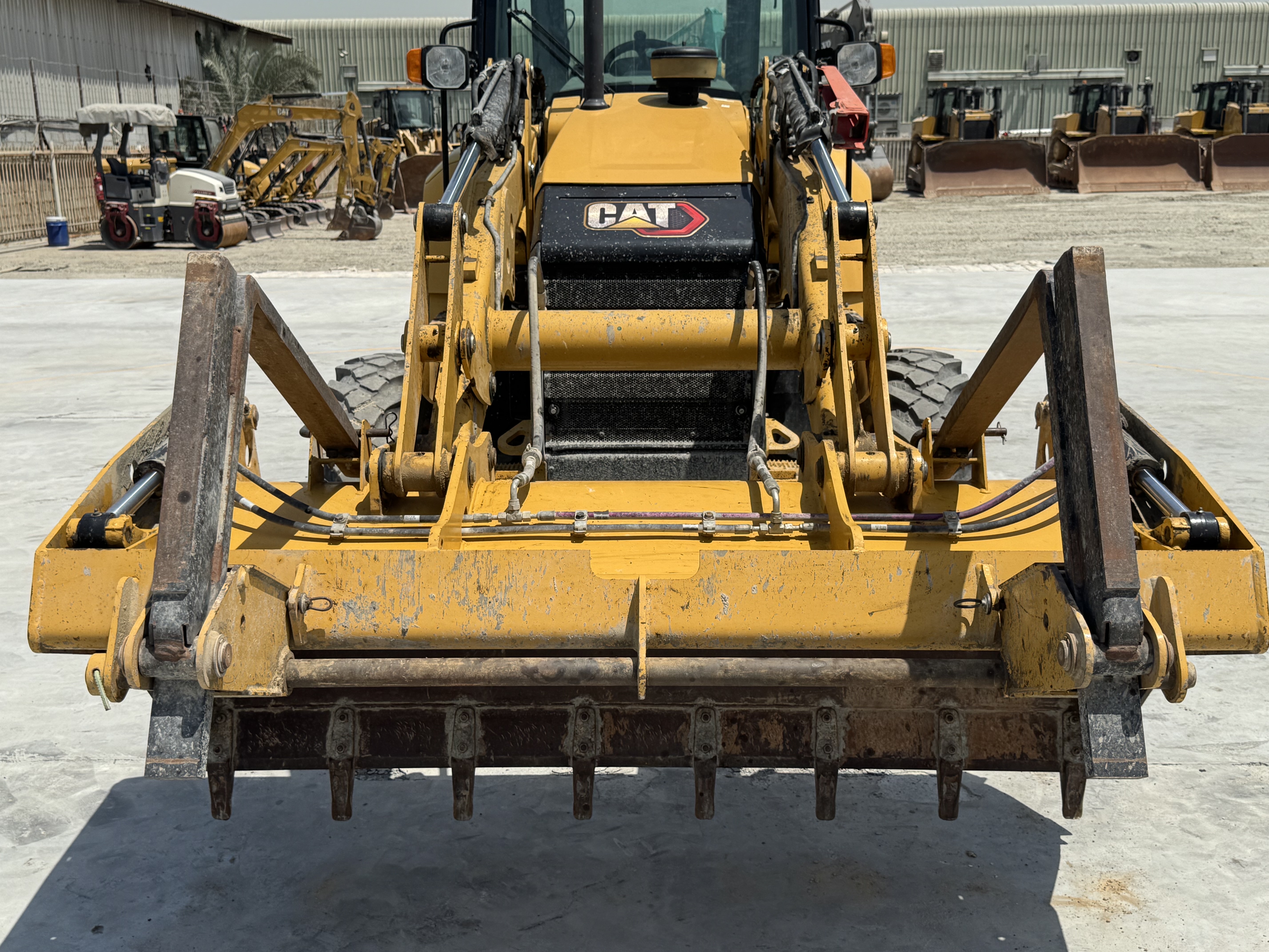BHL-001-Cat-426F2-backhoe-loader-inspection-attachments-forks-2