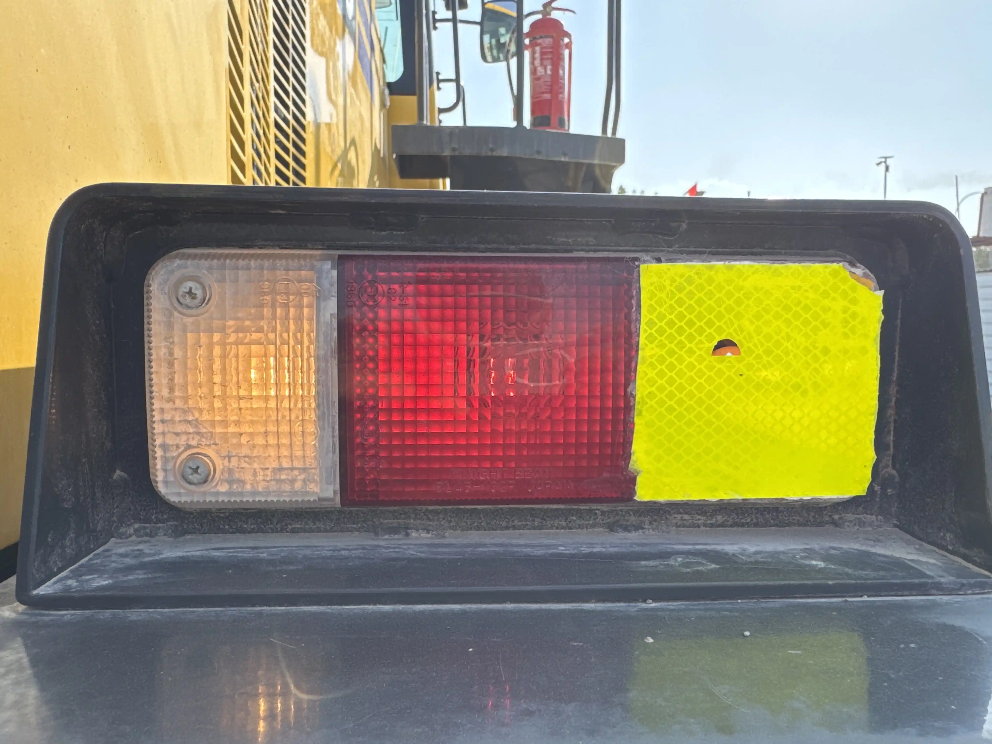 WHL-001-Komatsu-WA470-6R-wheel-loader-inspection-electronic-lights-and-signals-1
