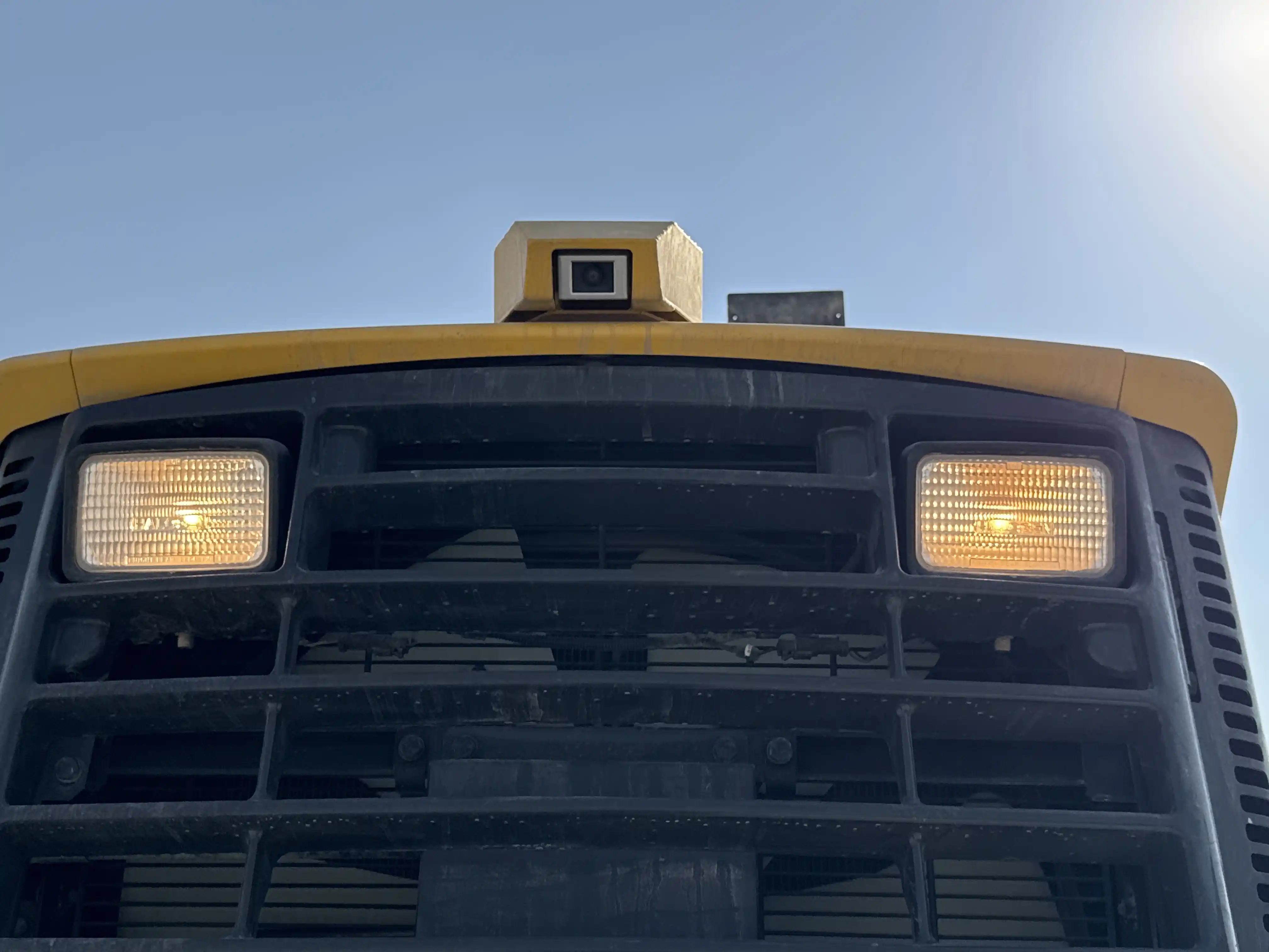 WHL-001-Komatsu-WA470-6R-wheel-loader-inspection-electronic-lights-and-signals-4