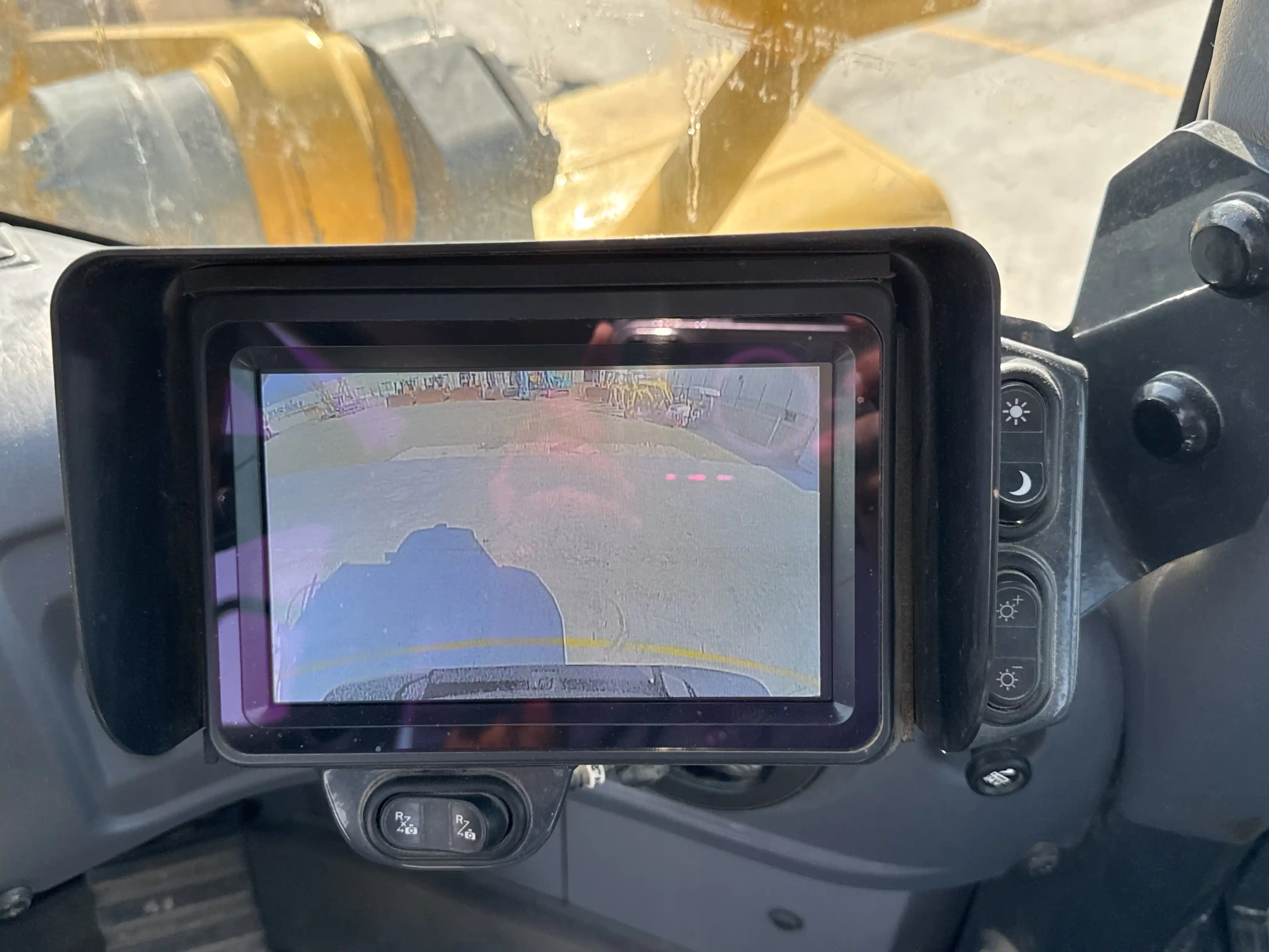WHL-001-Komatsu-WA470-6R-wheel-loader-inspection-electronic-rear-camera-1