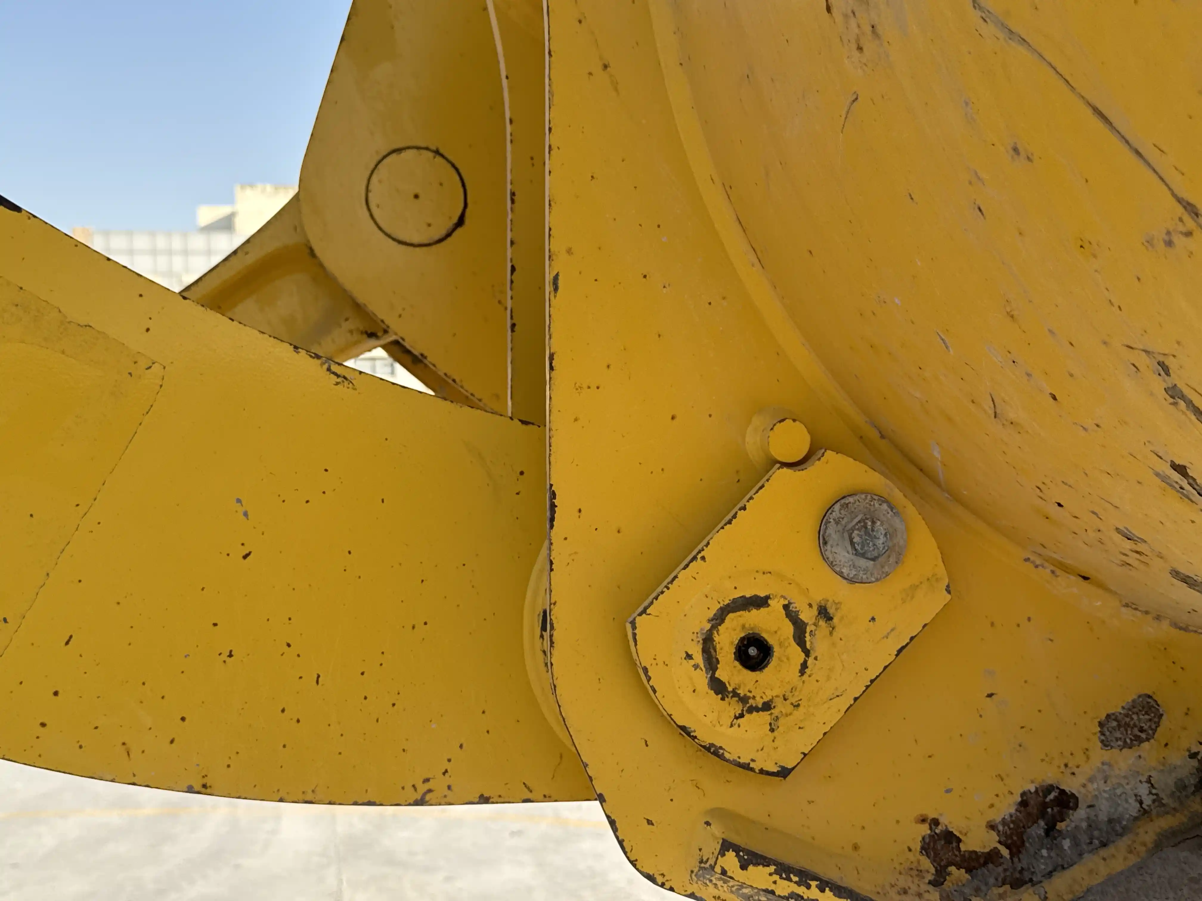 WHL-001-Komatsu-WA470-6R-wheel-loader-inspection-chassis-pins-and-bushings-lift-arm-to-bucket-4