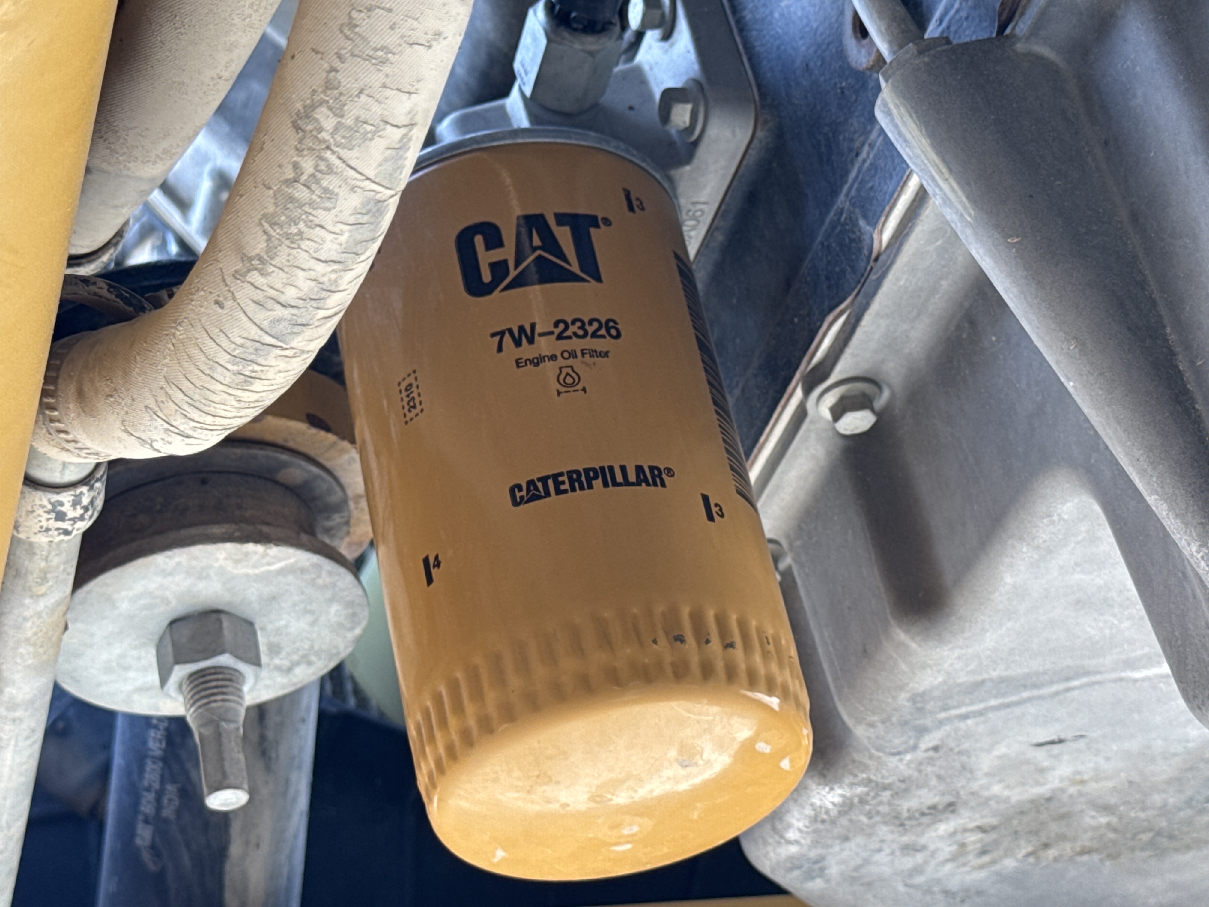 BHL-001-Cat-426F2-backhoe-loader-inspection-engine-engine-oil-leaks-1