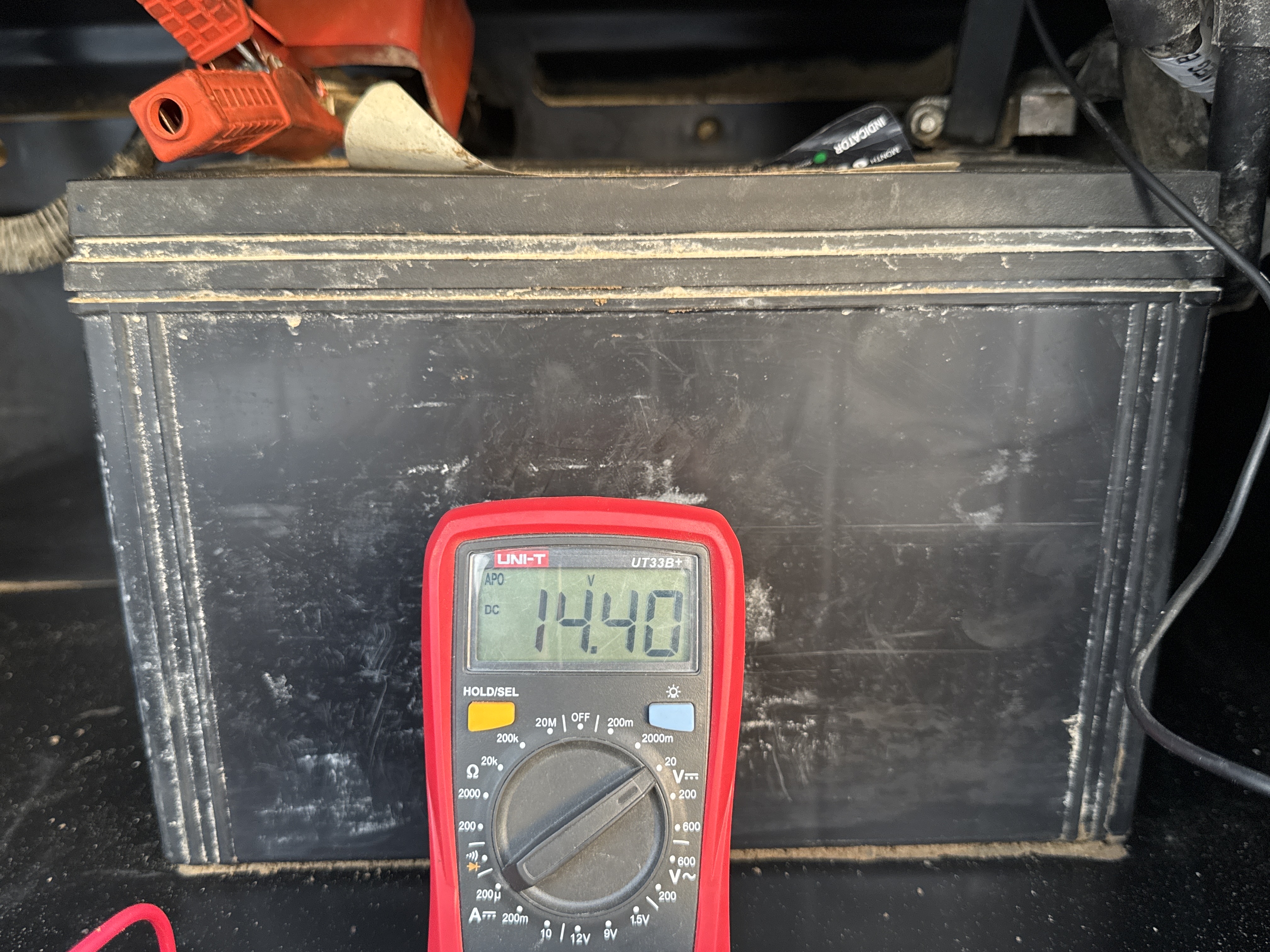 BHL-001-Cat-426F2-backhoe-loader-inspection-electronic-battery-3
