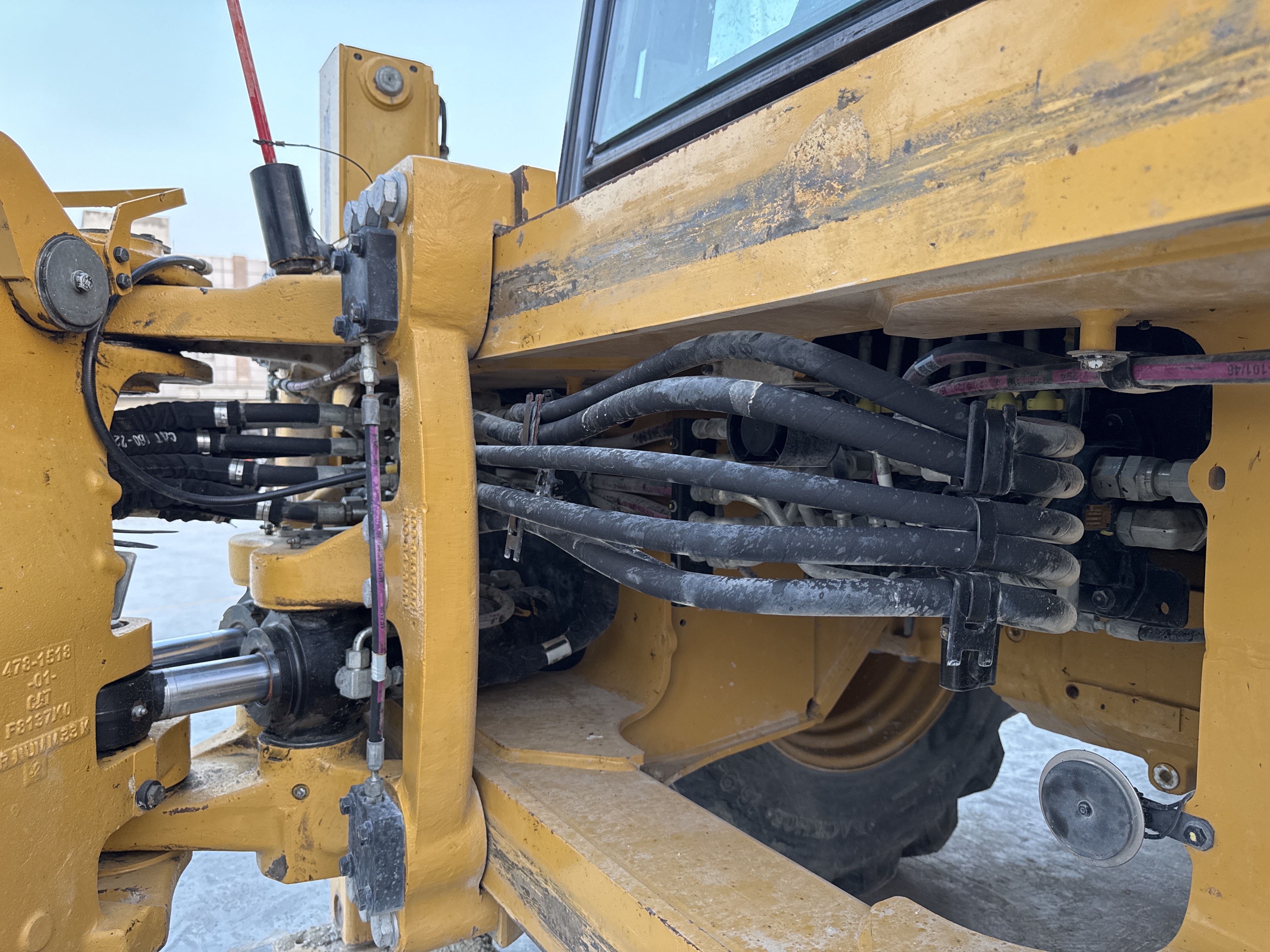 BHL-001-Cat-426F2-backhoe-loader-inspection-hydraulics-hydraulic-hoses-and-lines-2