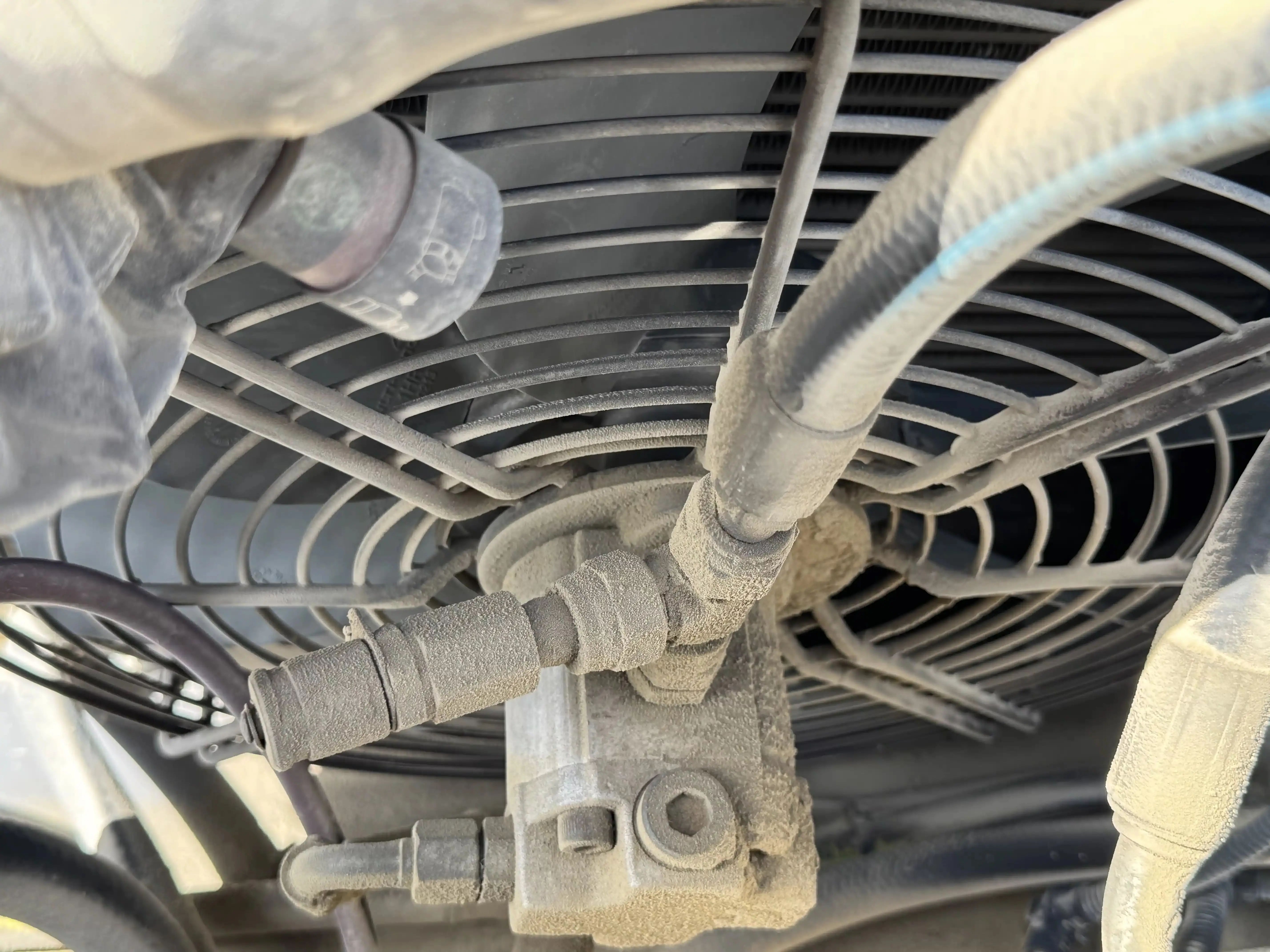 SRC-001-Dynapac-CC1200-VI-tandem-roller-inspection-engine-cooling-fan-and-fan-guard-2
