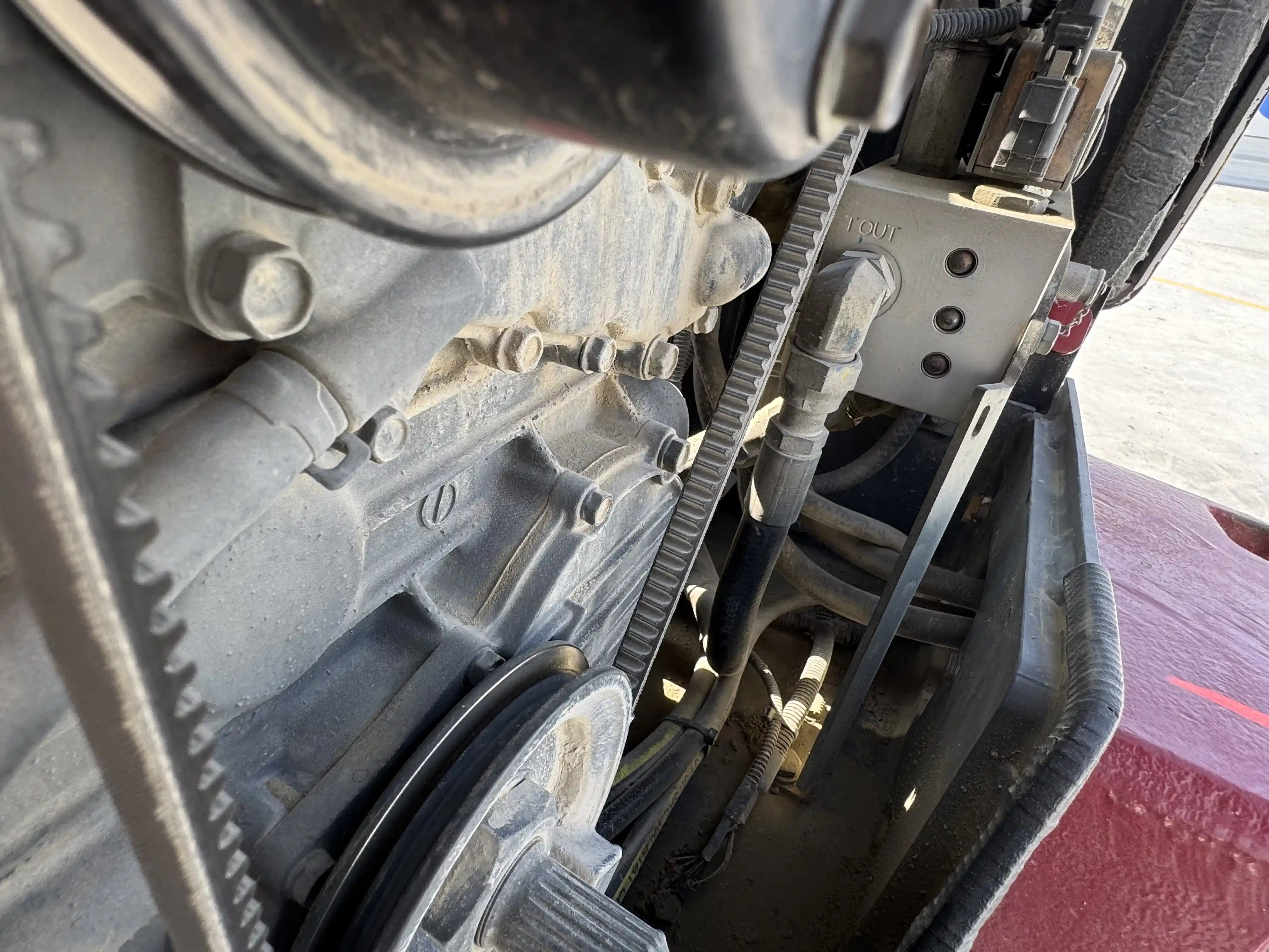 SRC-001-Dynapac-CC1200-VI-tandem-roller-inspection-engine-belts-1
