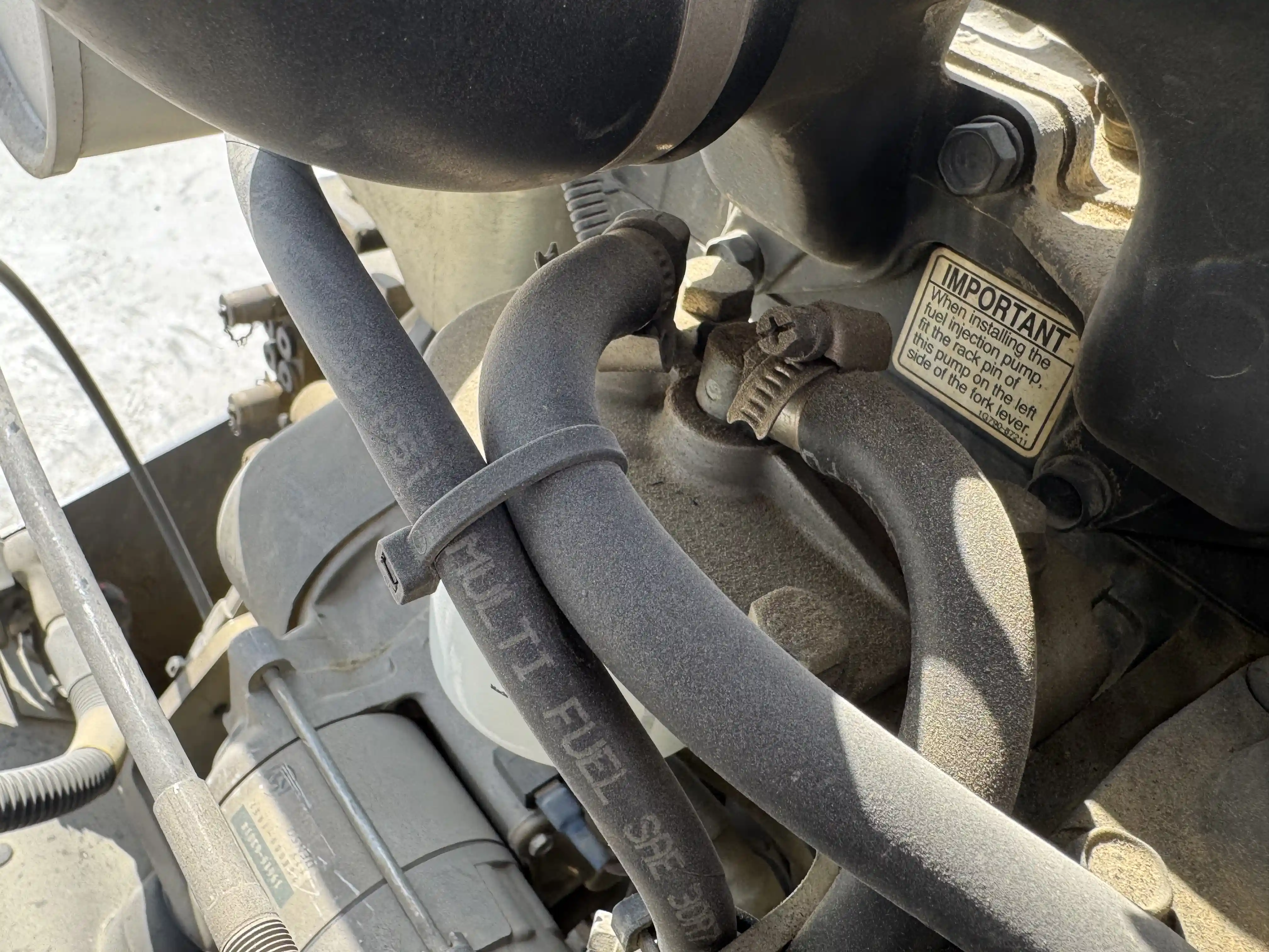 SRC-001-Dynapac-CC1200-VI-tandem-roller-inspection-engine-hoses-4