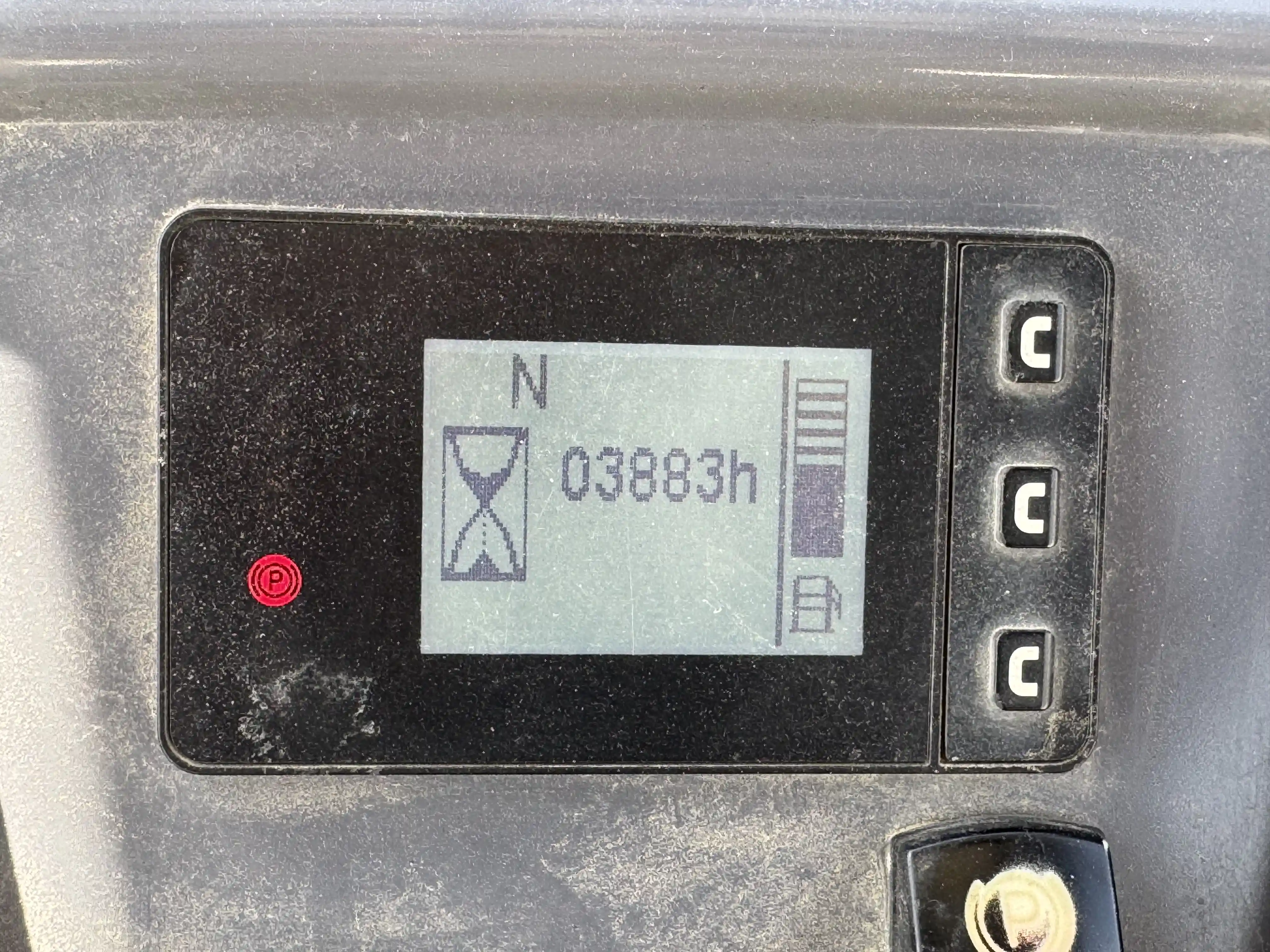 SRC-001-Dynapac-CC1200-VI-tandem-roller-inspection-cabin-instrument-cluster-1