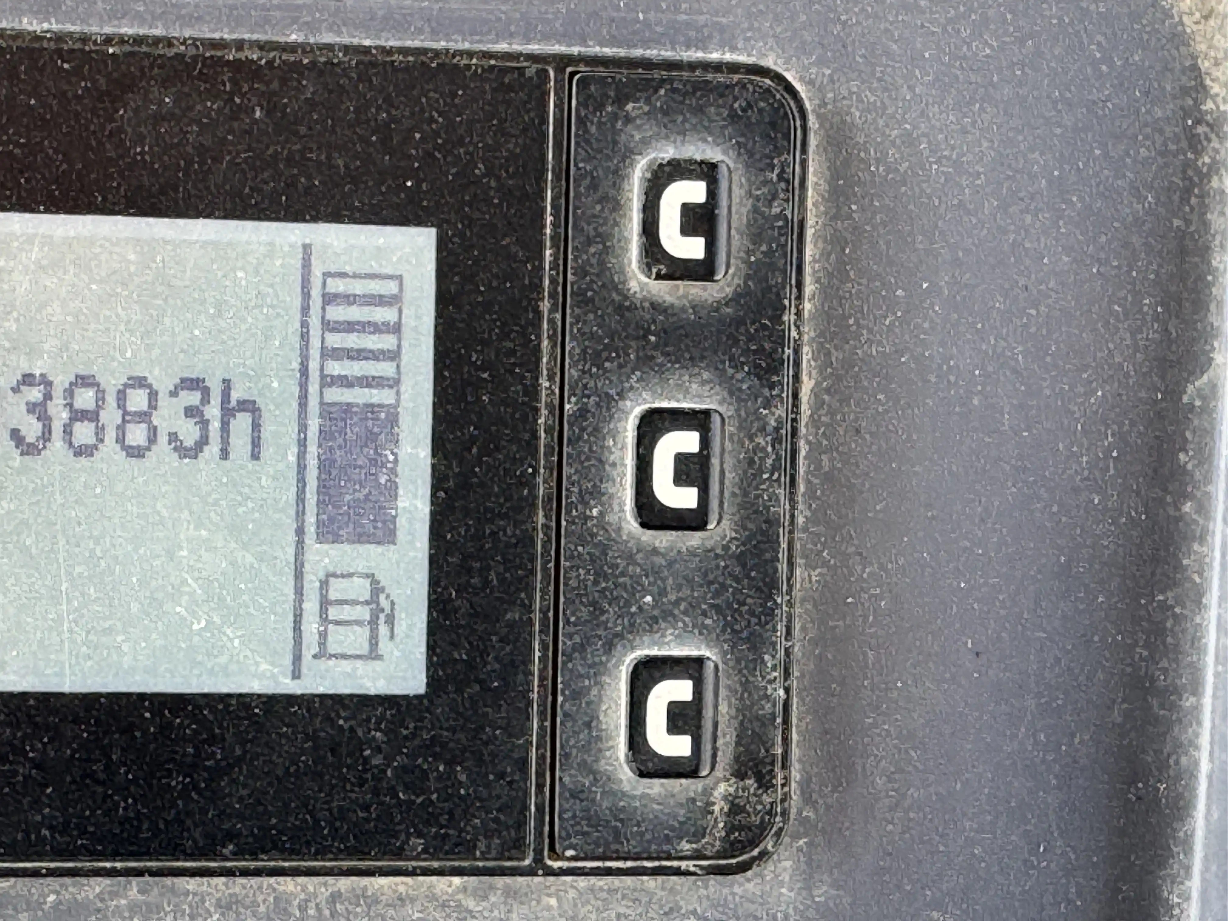 SRC-001-Dynapac-CC1200-VI-tandem-roller-inspection-cabin-instrument-cluster-2