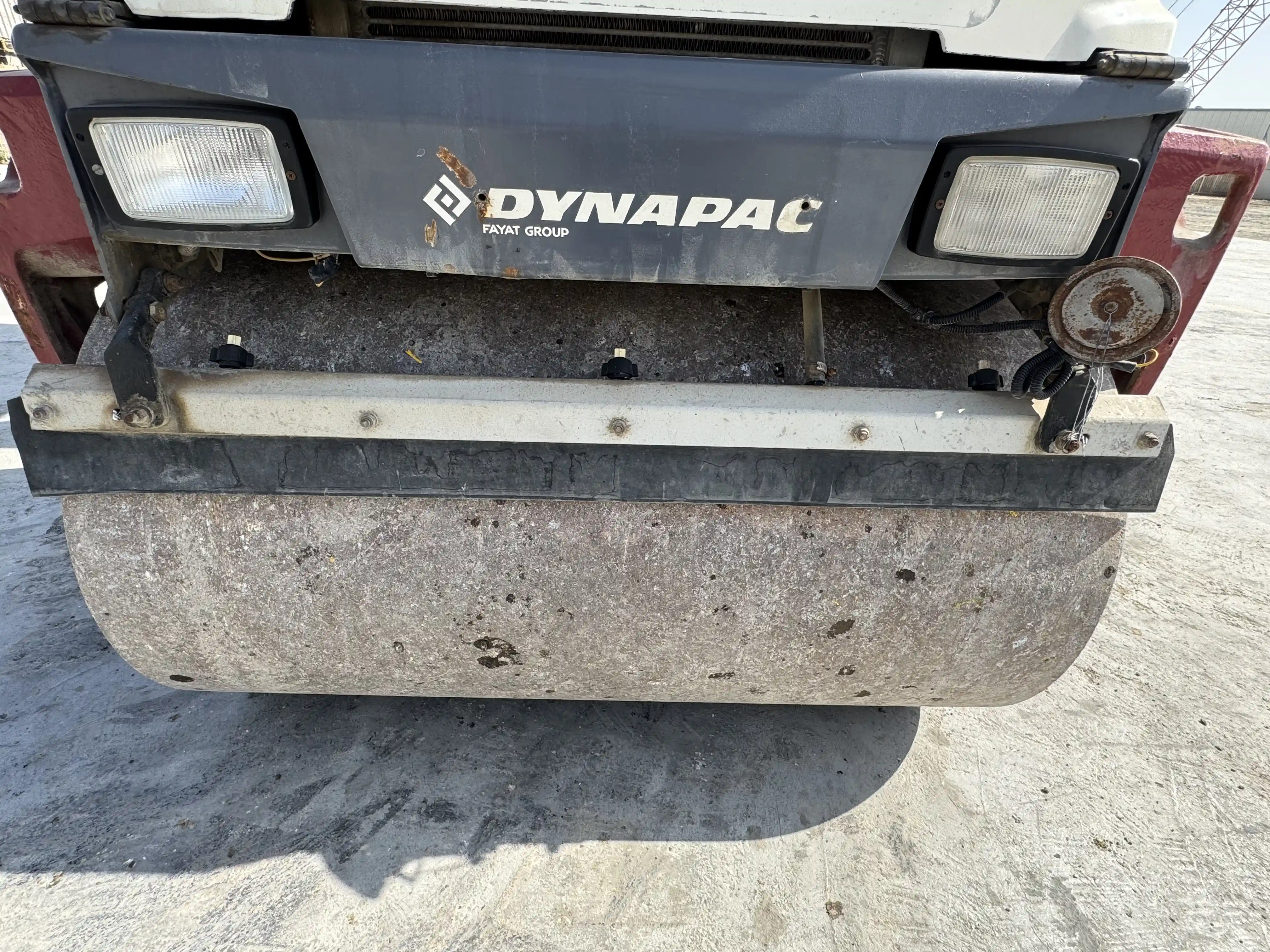 SRC-001-Dynapac-CC1200-VI-tandem-roller-inspection-structure-front-scrapers-1