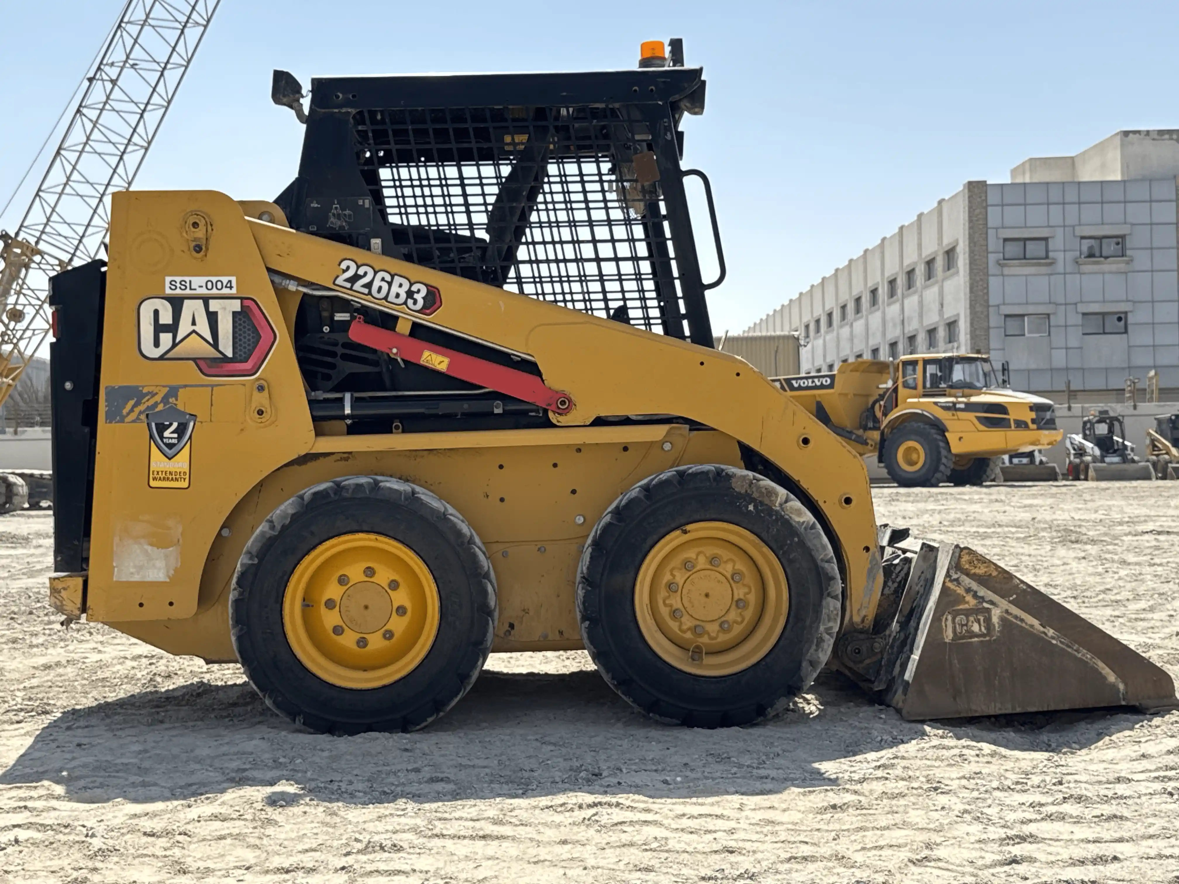 SSL-004-Cat-226B3-skid-steer-loader-inspection-structure-paint-2