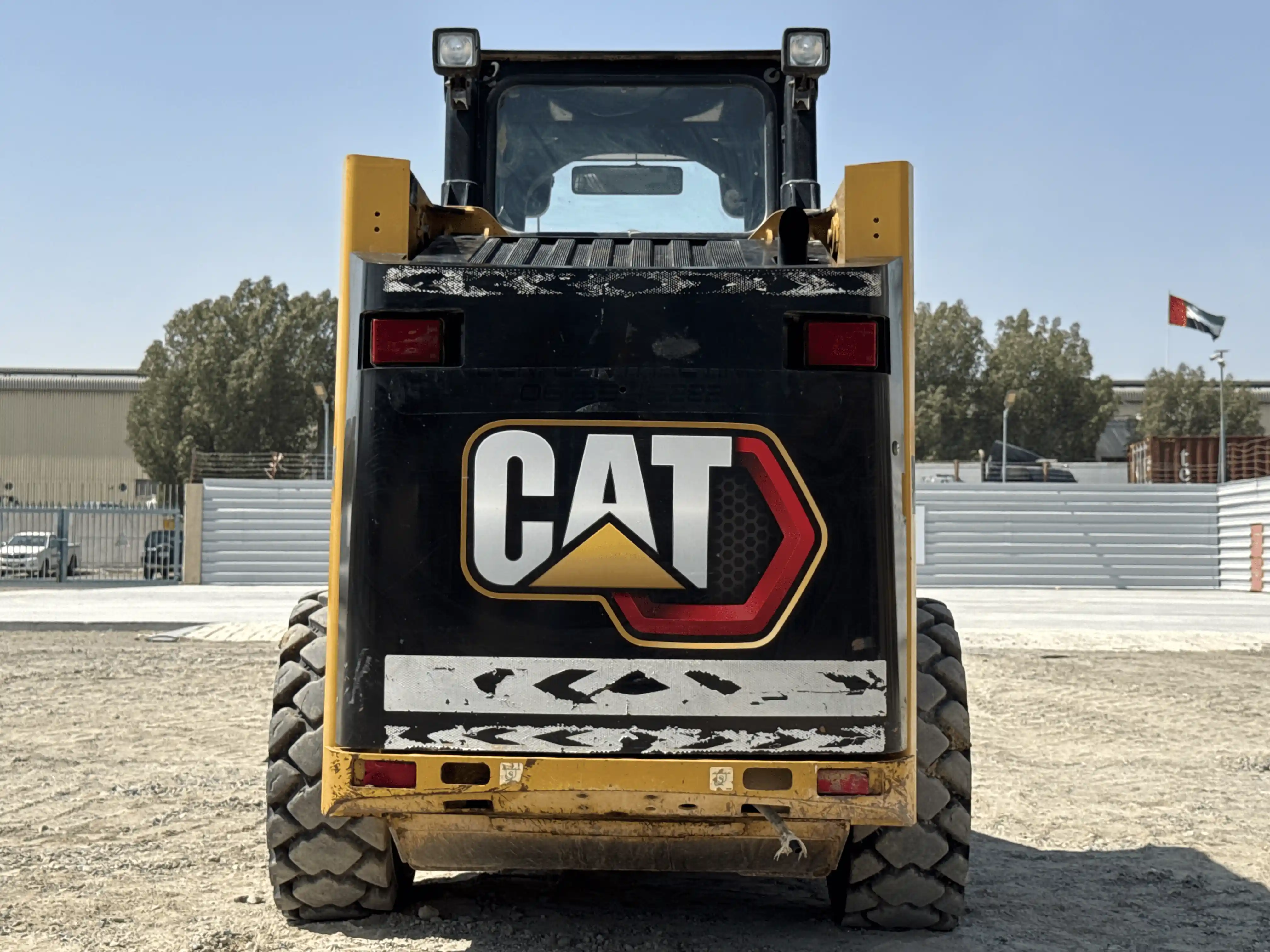 SSL-004-Cat-226B3-skid-steer-loader-inspection-structure-paint-3