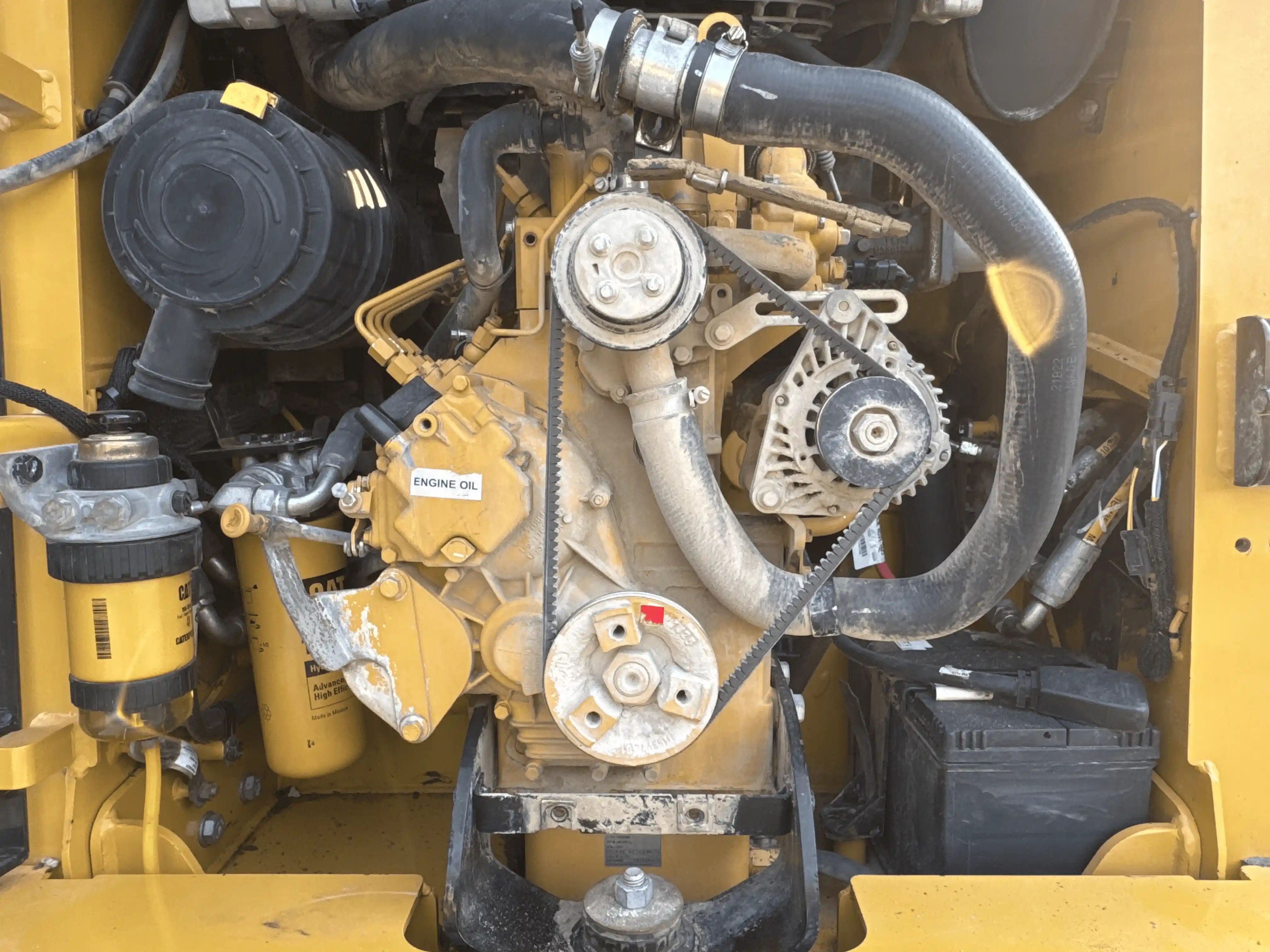 SSL-004-Cat-226B3-skid-steer-loader-inspection-engine-engine-oil-leaks-4