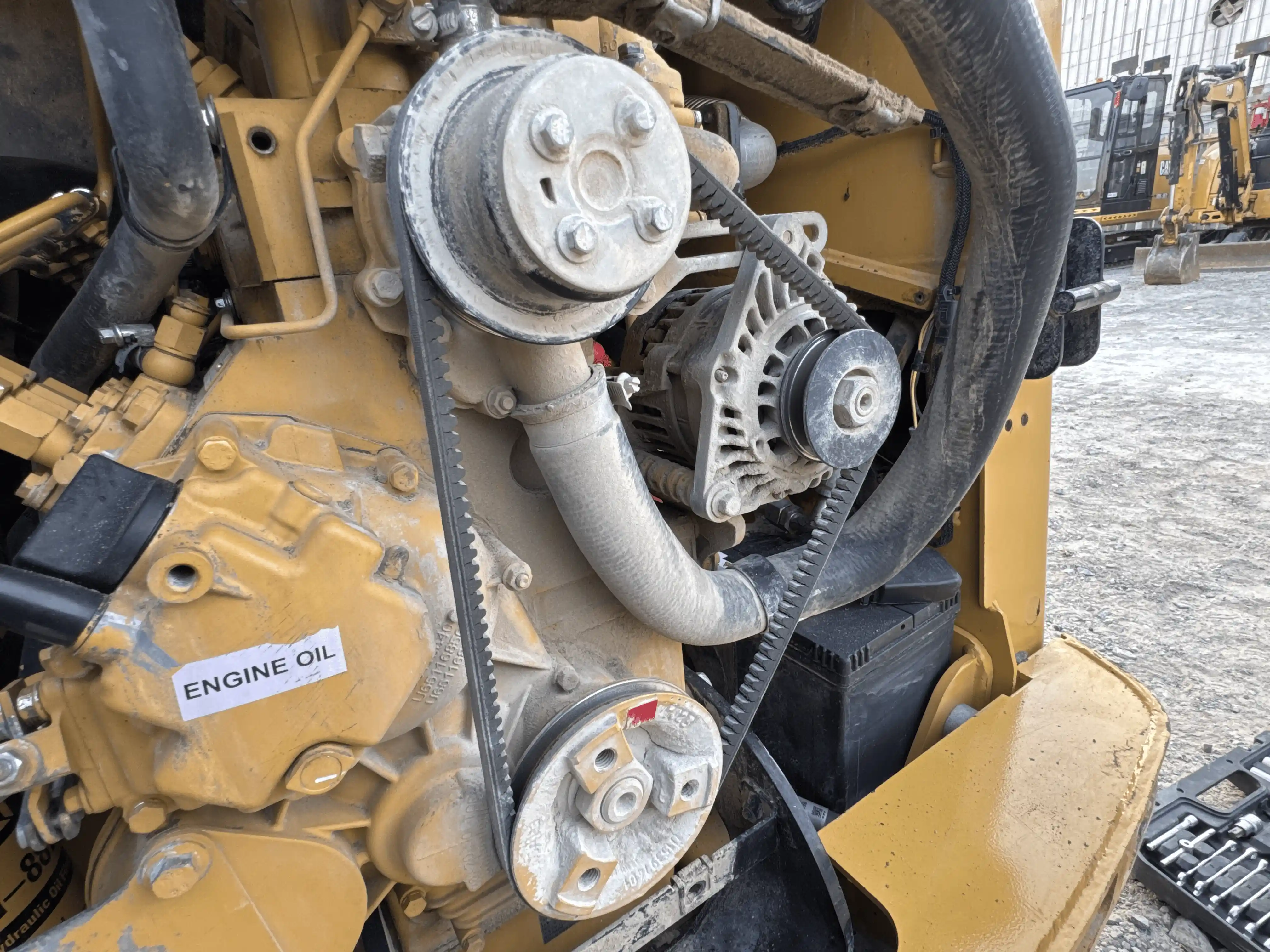 SSL-004-Cat-226B3-skid-steer-loader-inspection-engine-belt-1