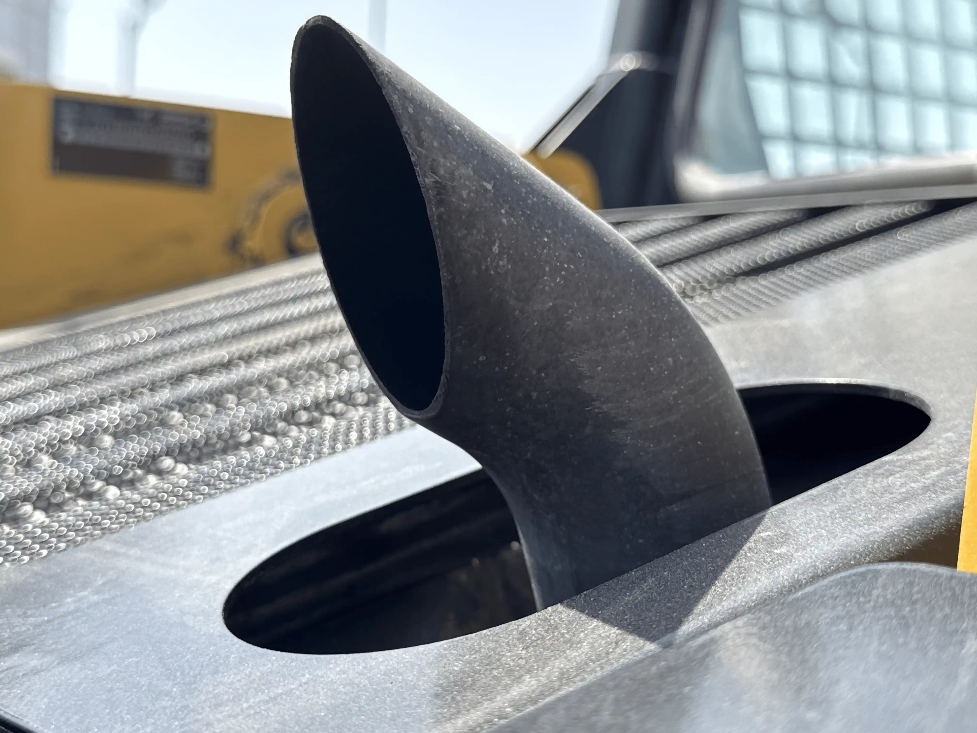 SSL-004-Cat-226B3-skid-steer-loader-inspection-engine-exhaust-system-4
