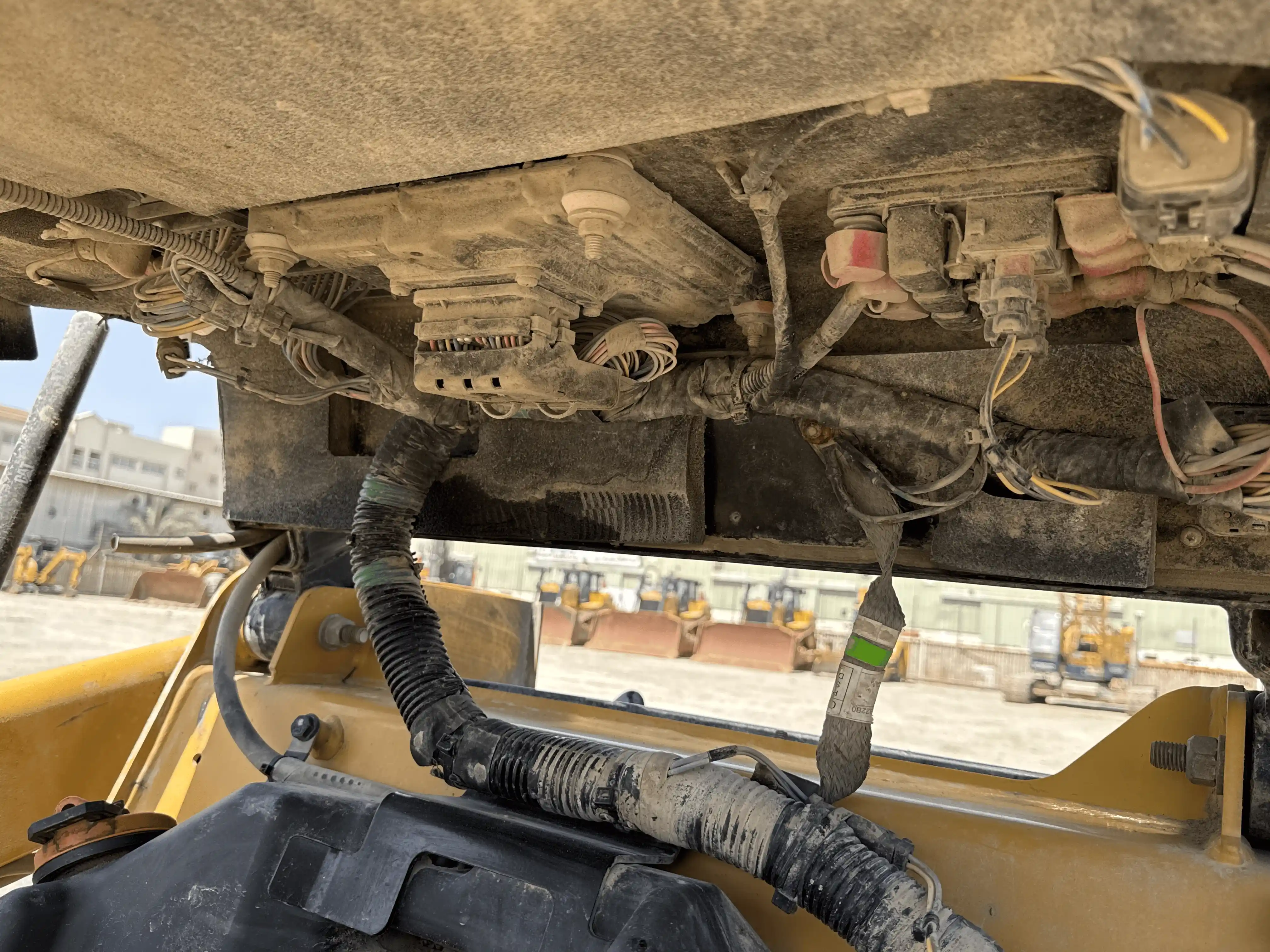 SSL-004-Cat-226B3-skid-steer-loader-inspection-electronics-main-harness-3