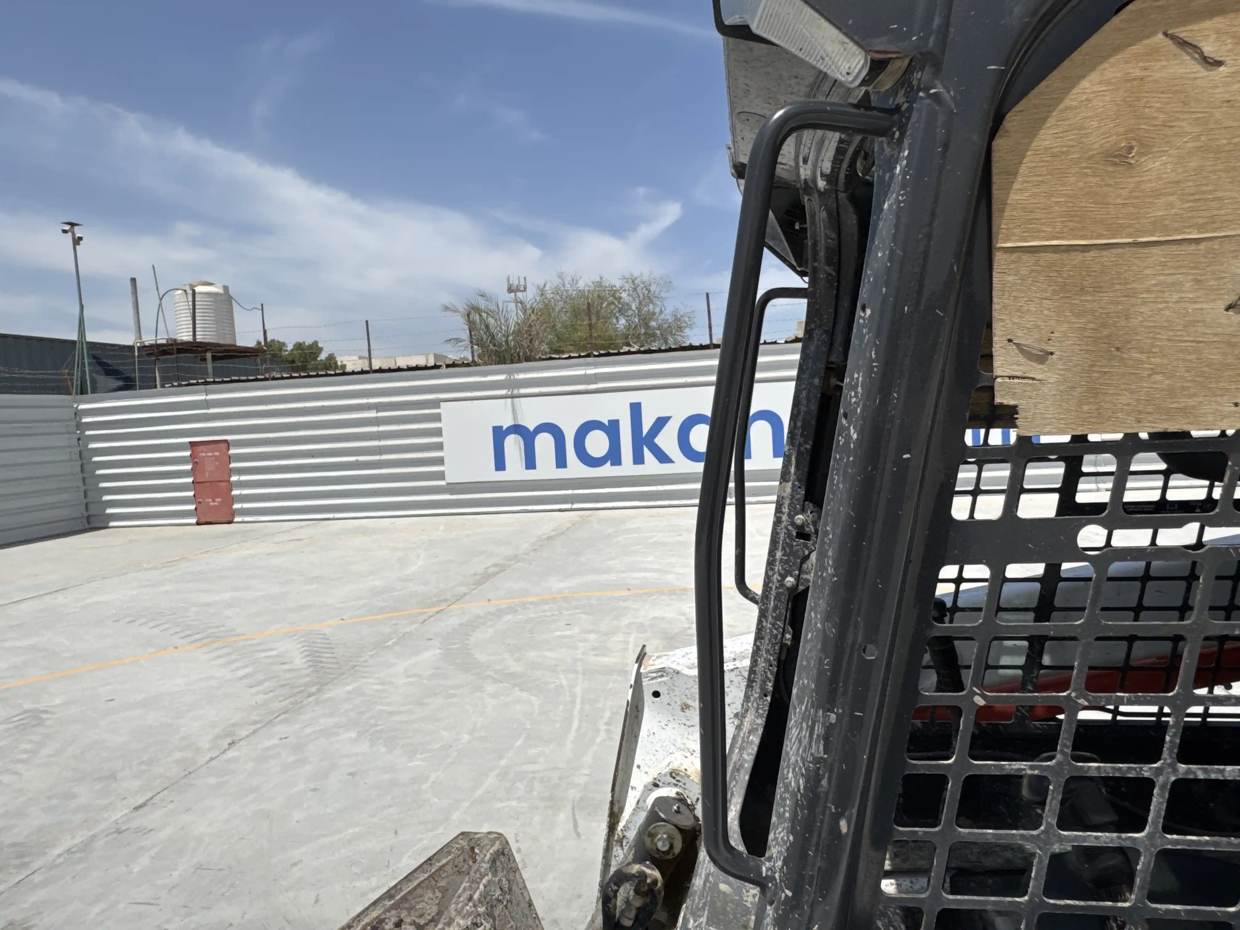 SSL-005-Bobcat-S510-skid-steer-loader-inspection-structure-handrails-2