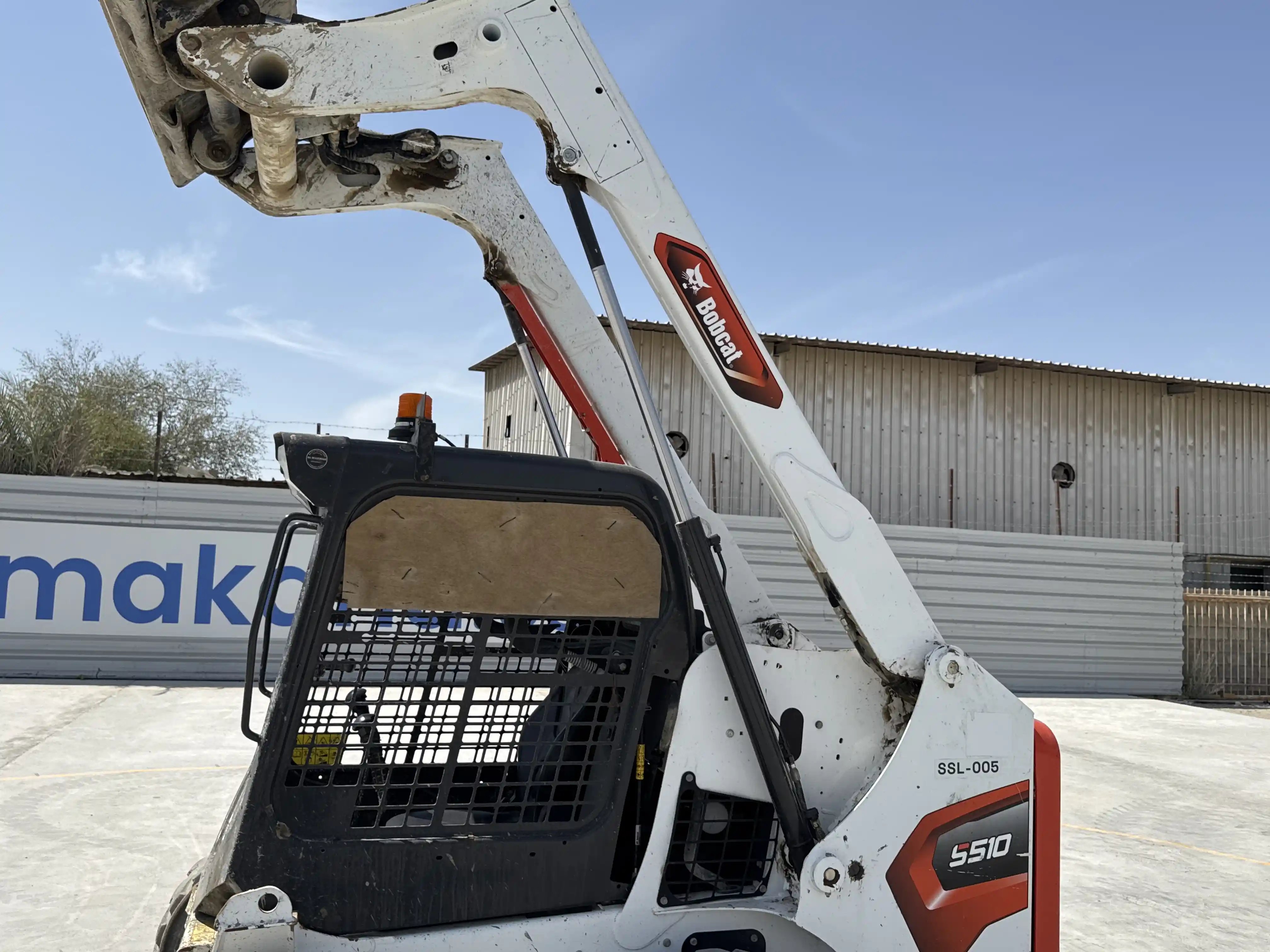 SSL-005-Bobcat-S510-skid-steer-loader-inspection-hydraulics-loader-lift-cylinder-1