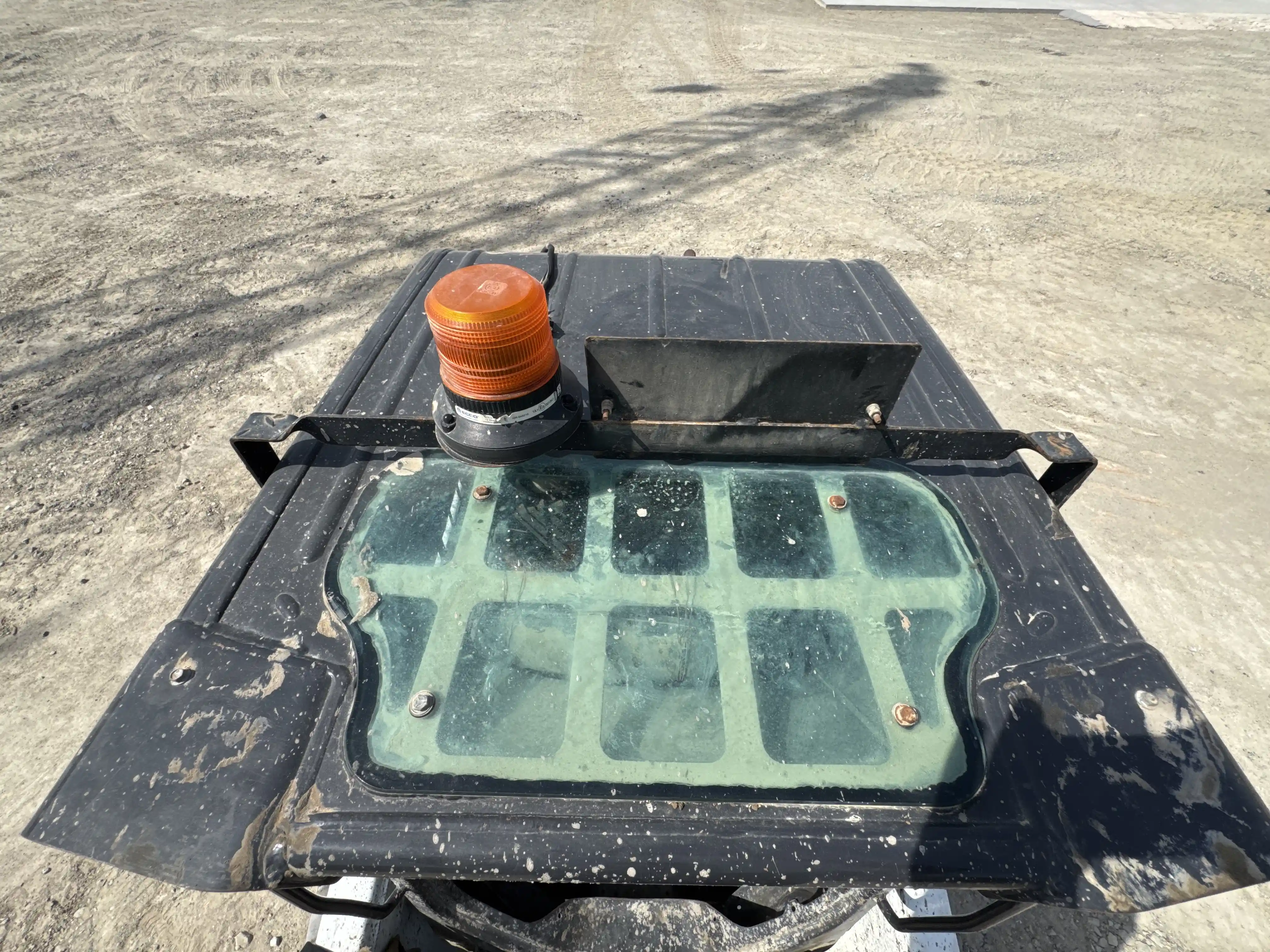 SSL-005-Bobcat-S510-skid-steer-loader-inspection-safety-rollover-protective-structure-ROPS-FOPS-2