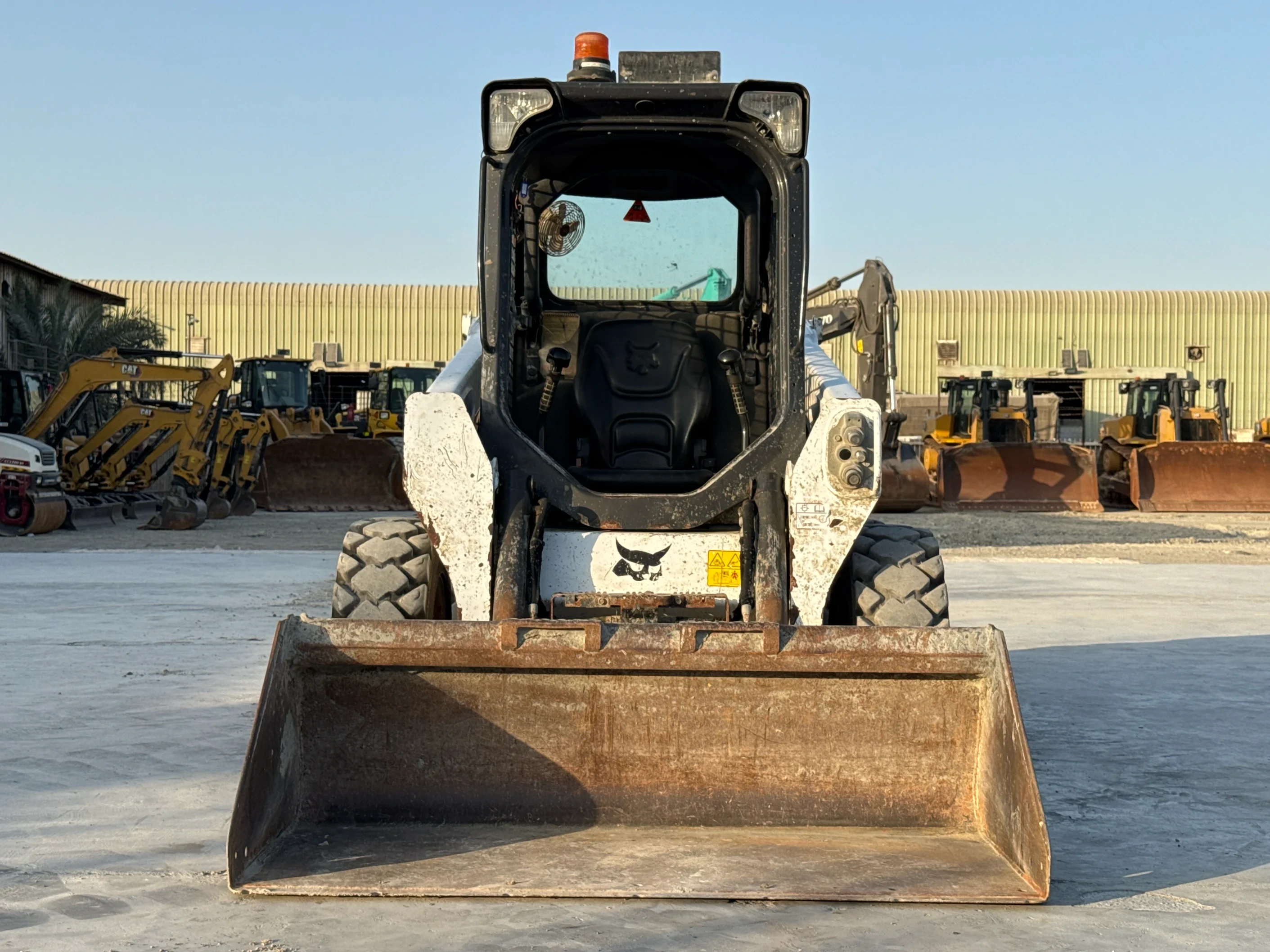 SSL-006-Bobcat-S510-skid-steer-loader-inspection-structure-paint-3