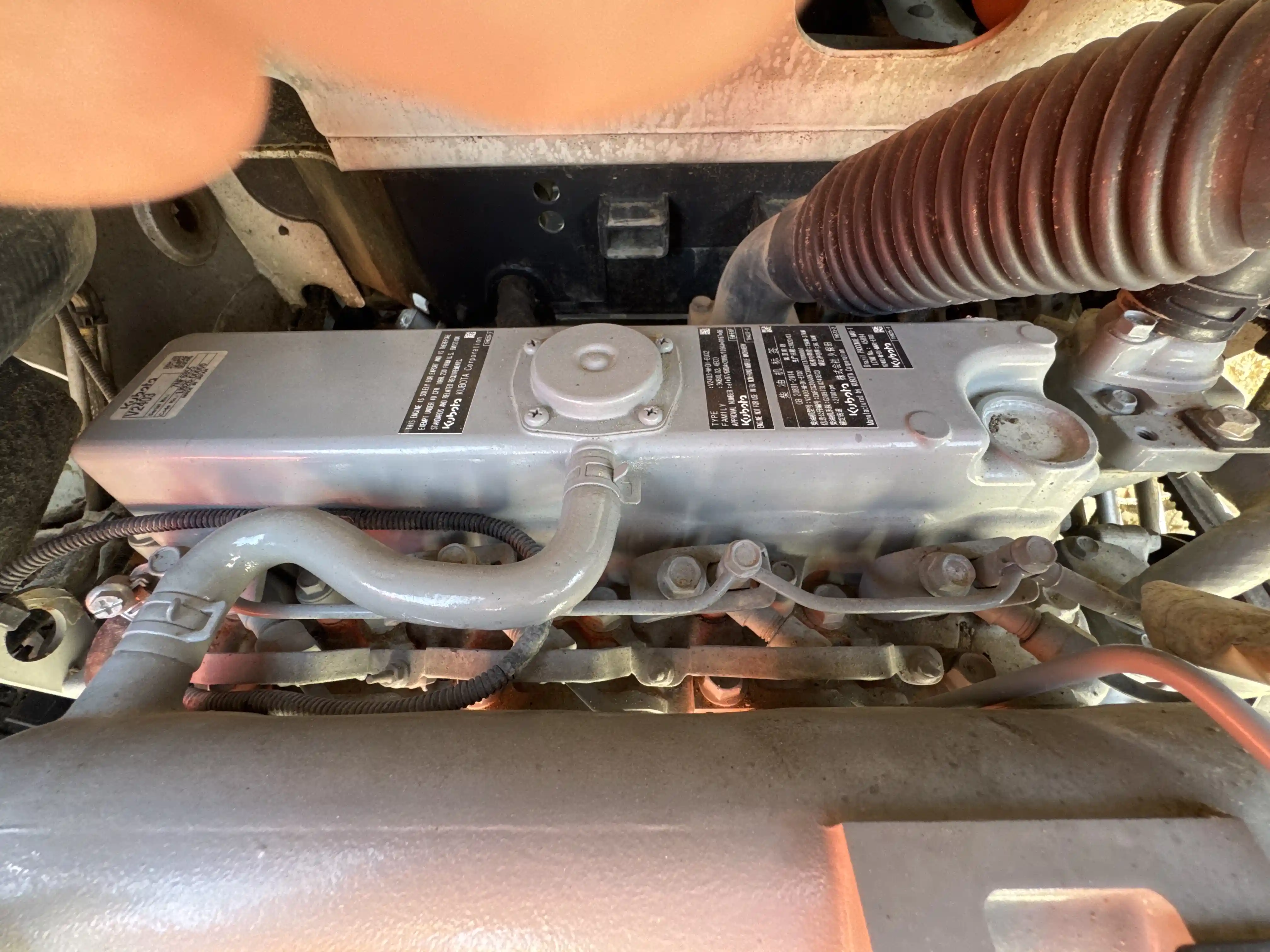 SSL-006-Bobcat-S510-skid-steer-loader-inspection-engine-fuel-leaks-1