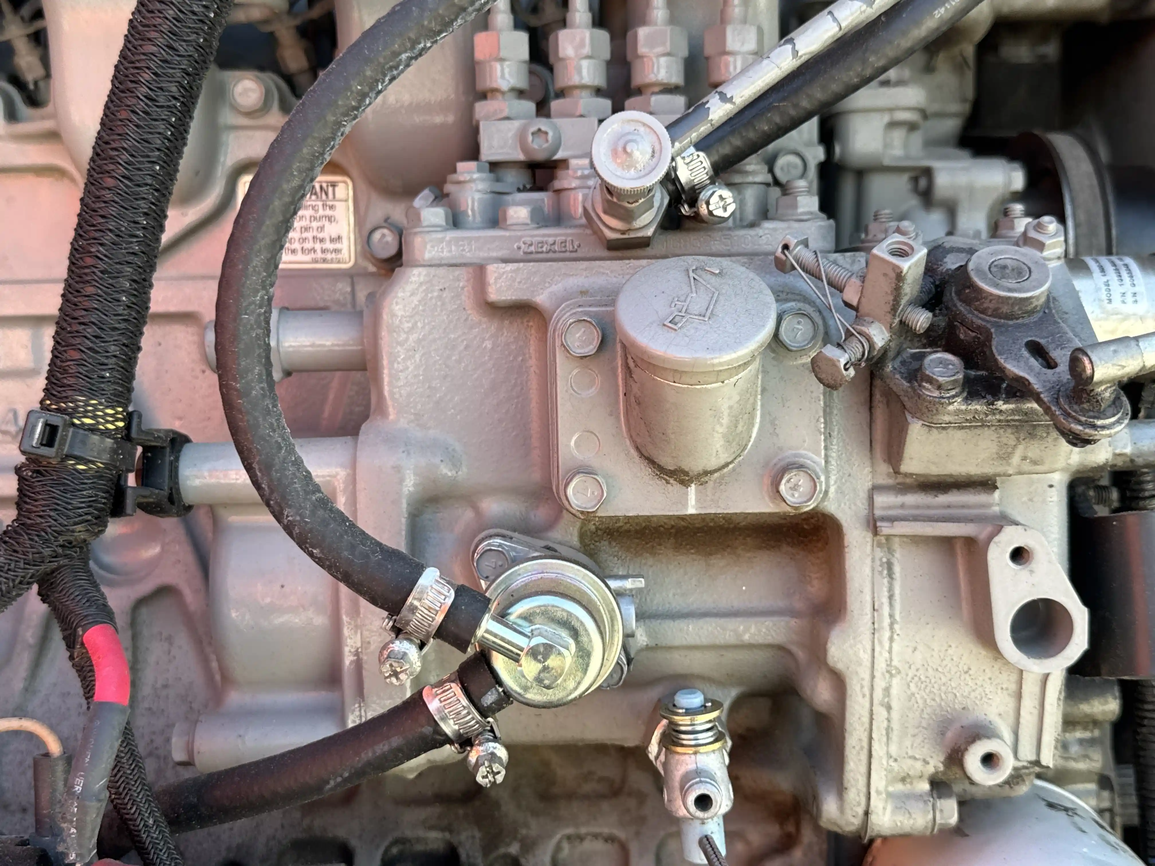 SSL-006-Bobcat-S510-skid-steer-loader-inspection-engine-fuel-leaks-3