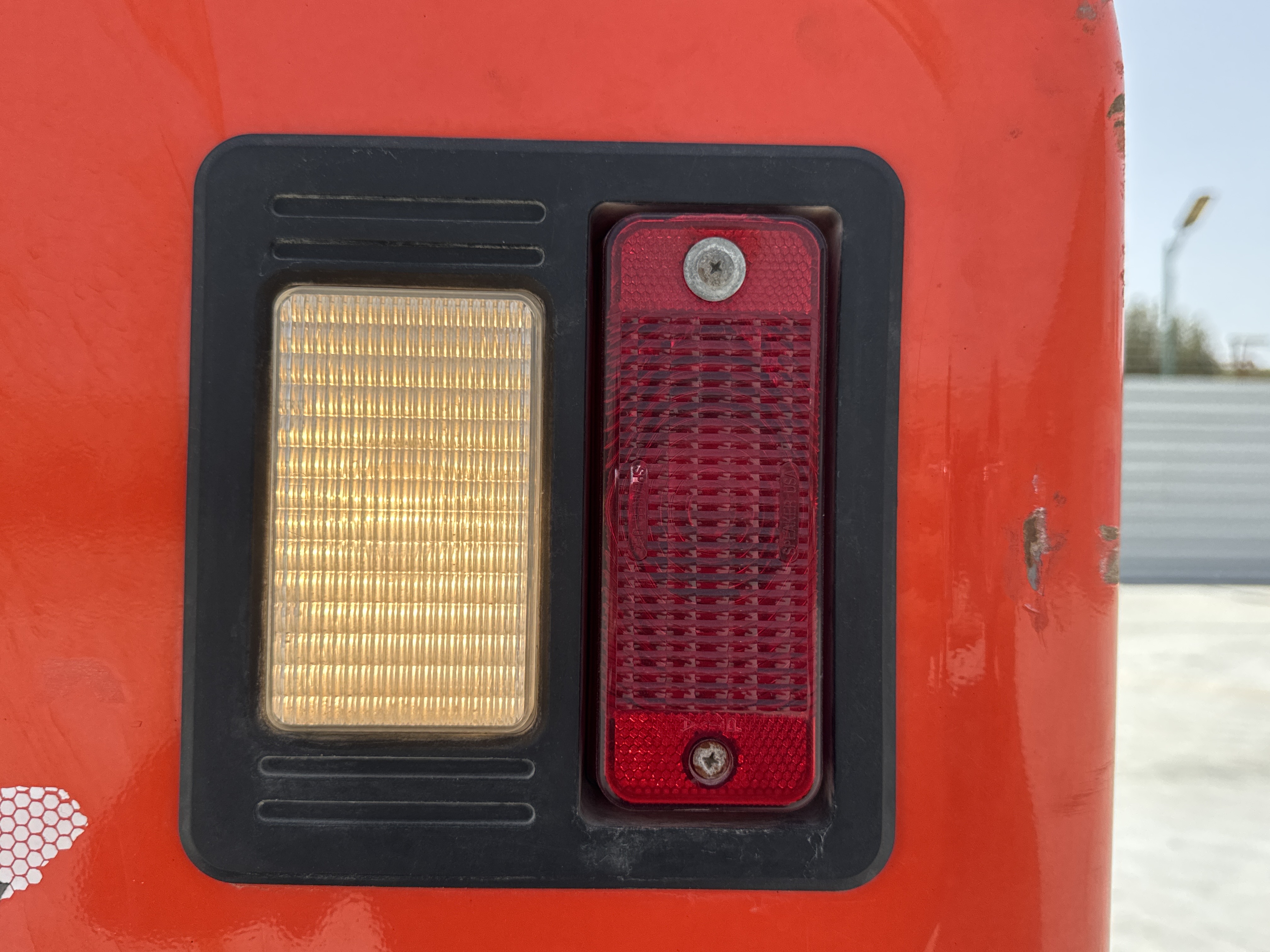 SSL-008-Bobcat-S510-skid-steer-loader-inspection-electronics-lights-and-signals-4
