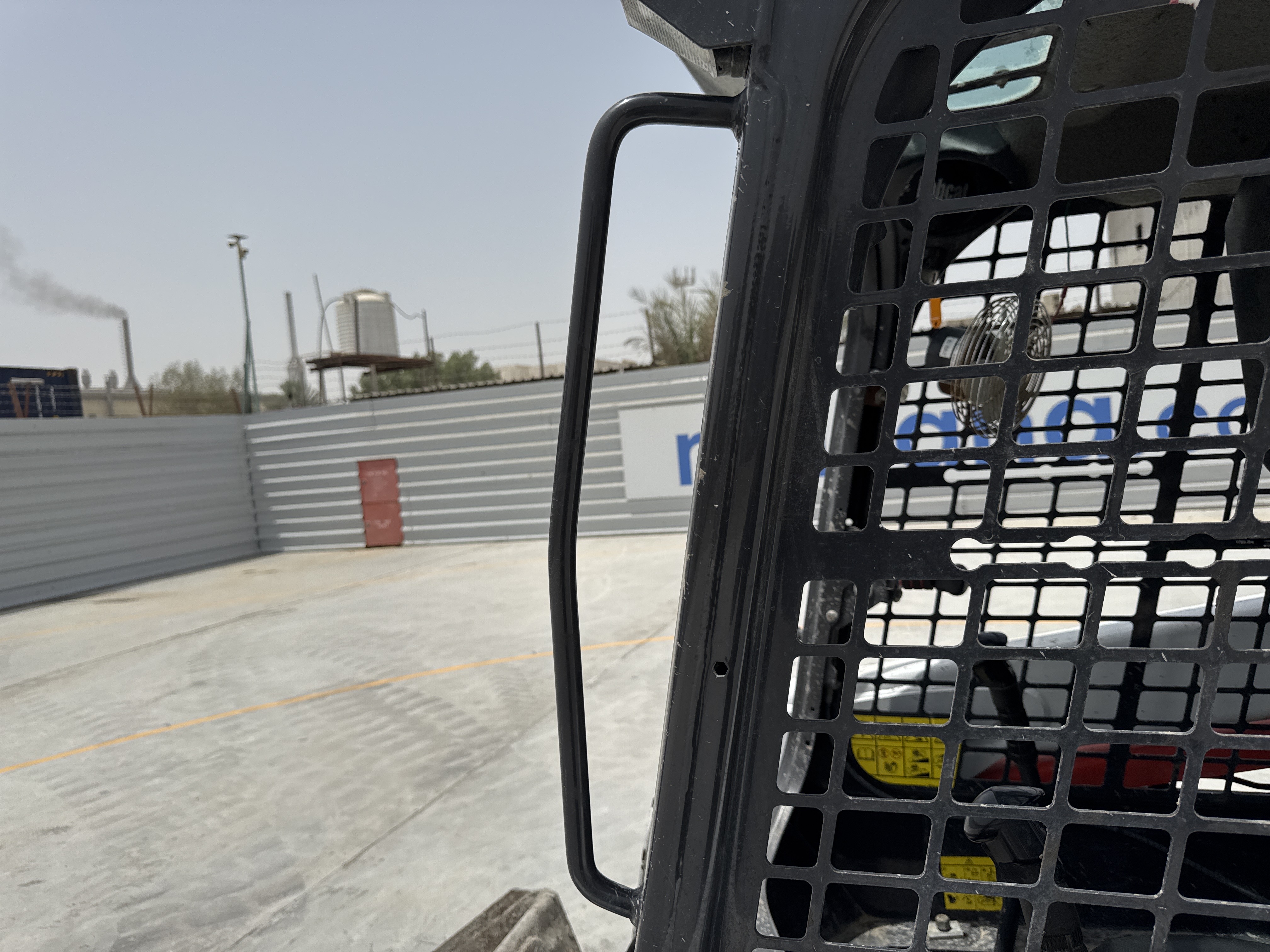 SSL-007-Bobcat-S510-skid-steer-loader-inspection-structure-handrails-3