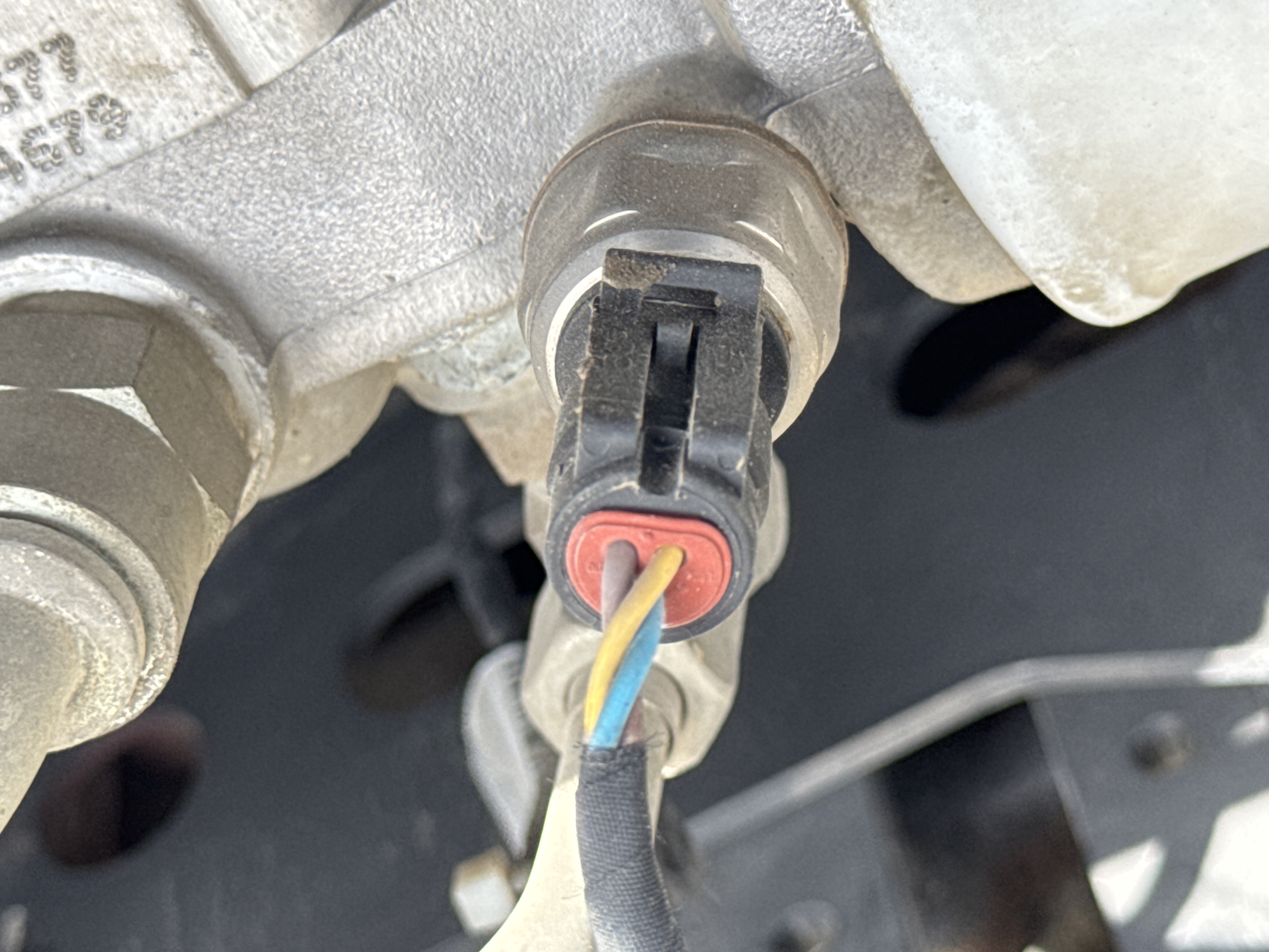 SSL-007-Bobcat-S510-skid-steer-loader-inspection-hydraulics-wiring-harness-1