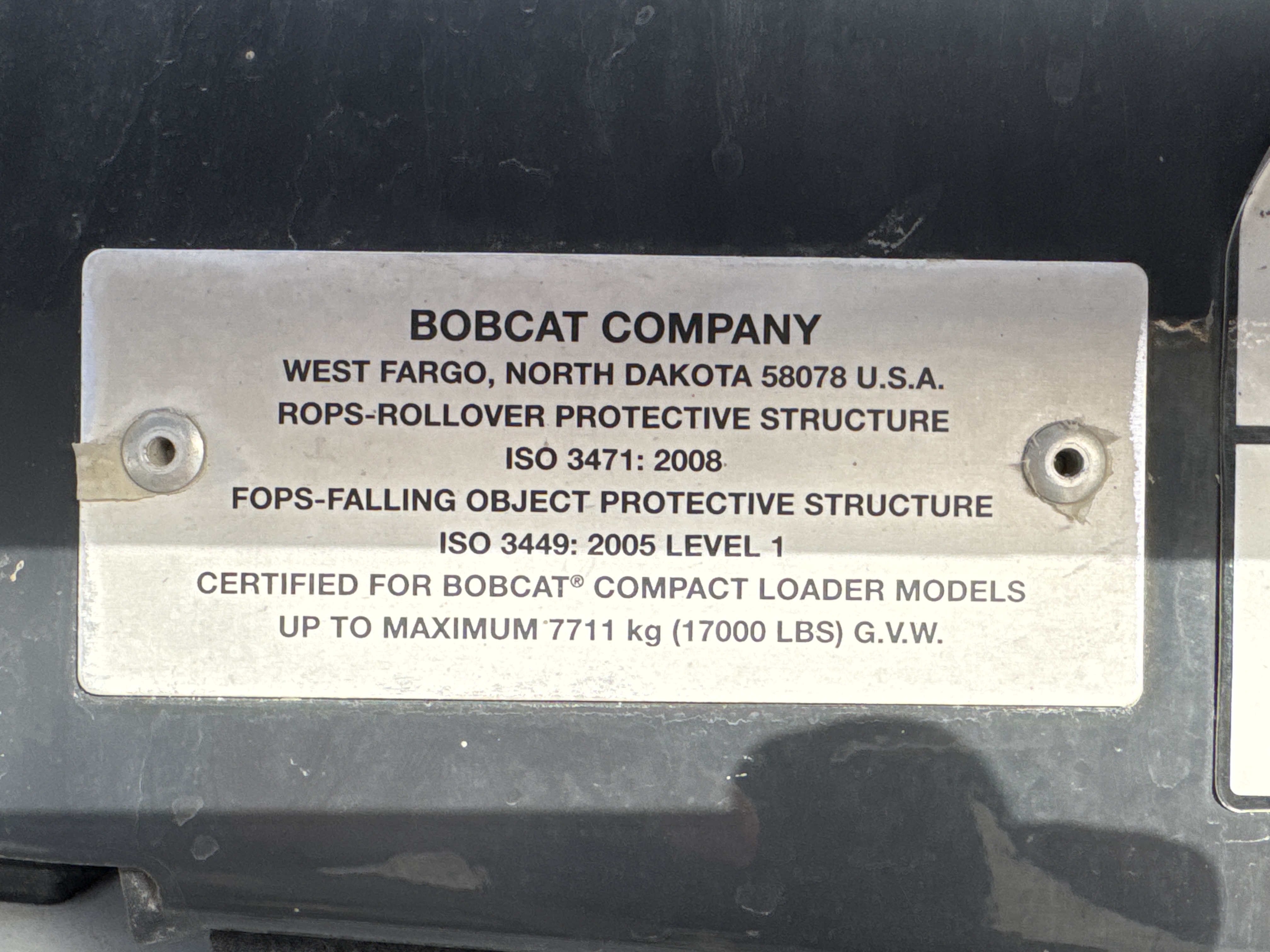 SSL-008-Bobcat-S510-skid-steer-loader-inspection-safety-rollover-protective-structure-ROPS-FOPS-1
