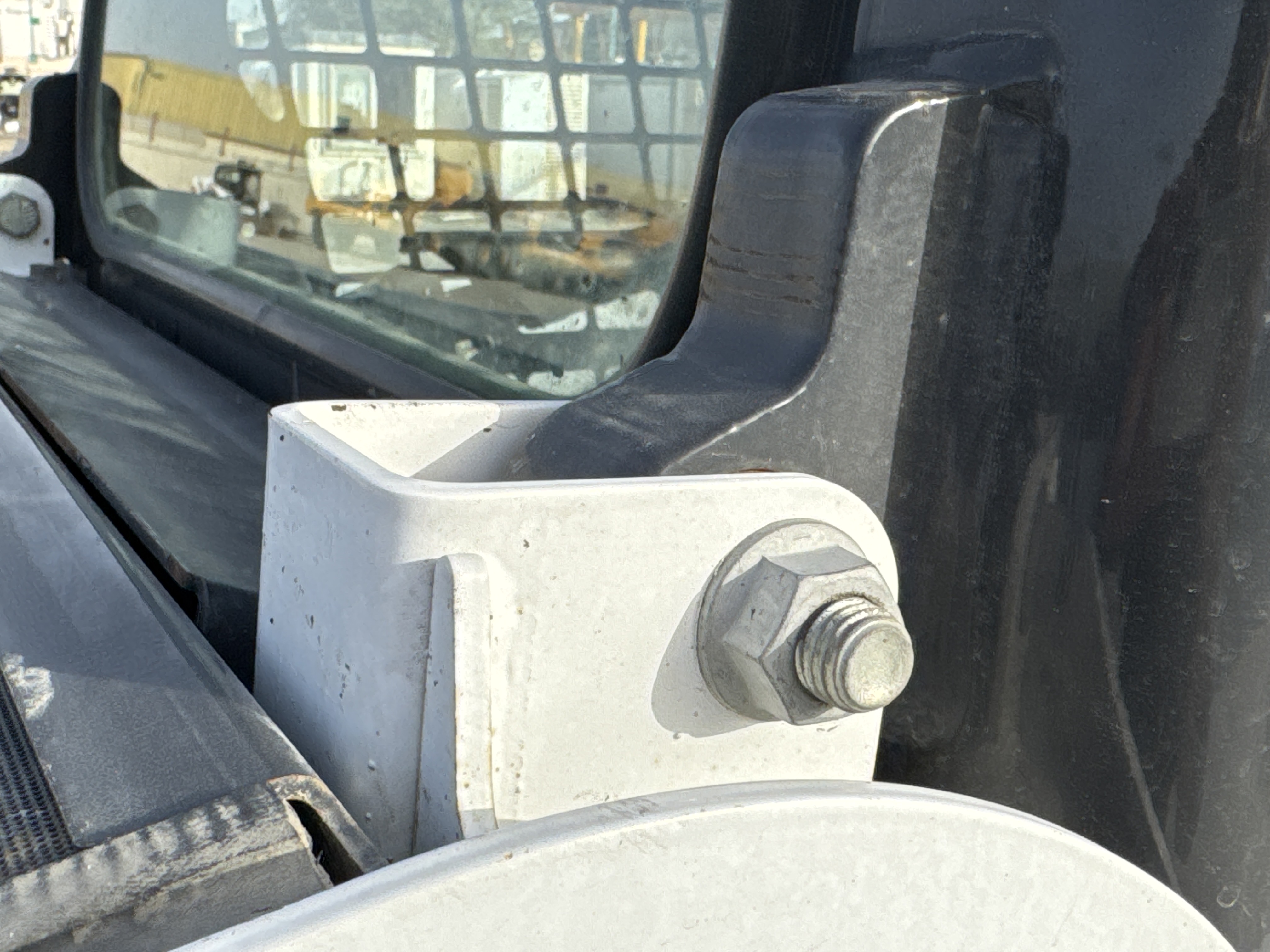 SSL-008-Bobcat-S510-skid-steer-loader-inspection-safety-rollover-protective-structure-ROPS-FOPS-2