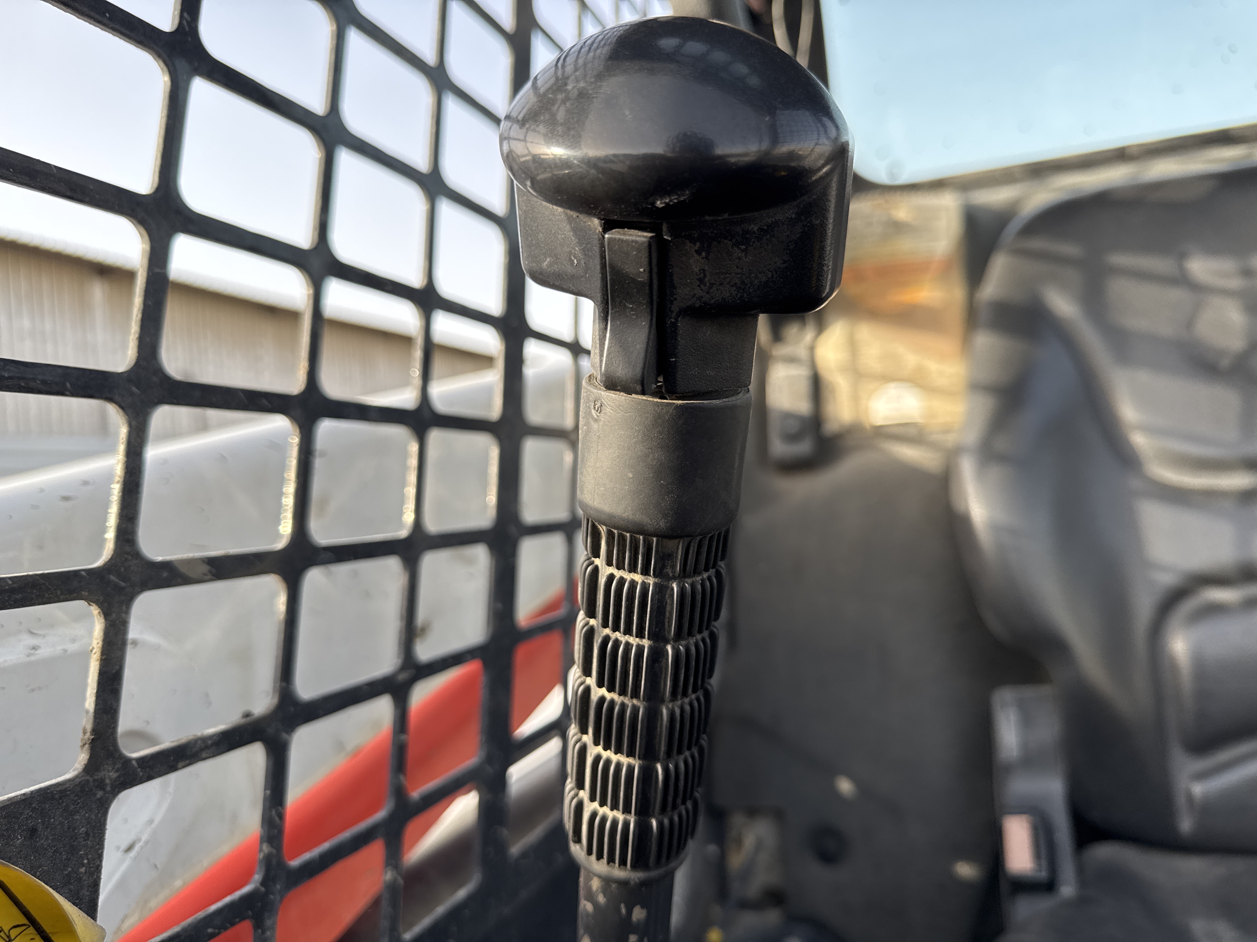 SSL-008-Bobcat-S510-skid-steer-loader-inspection-cabin-joysticks-3