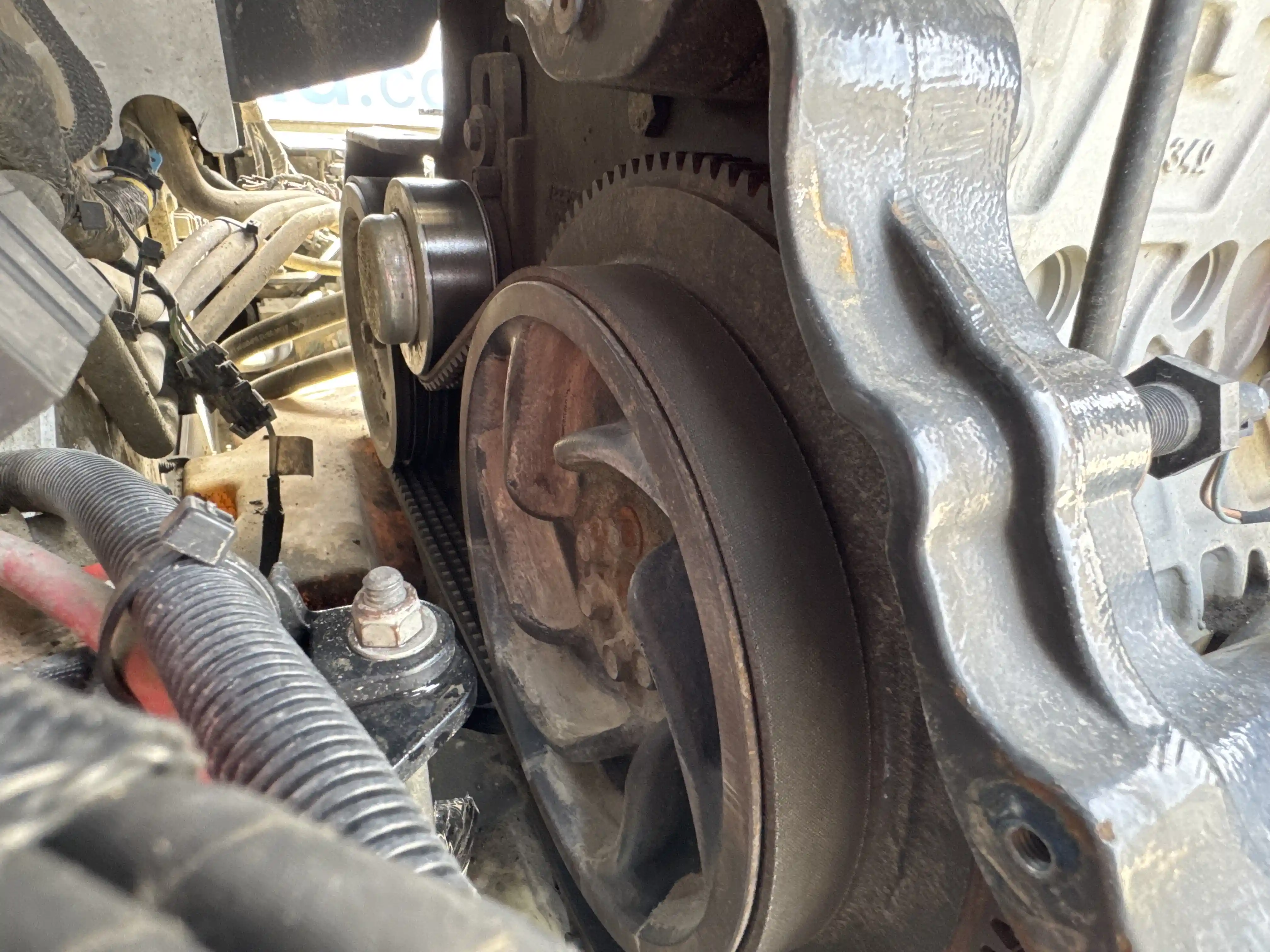SSL-007-Bobcat-S510-skid-steer-loader-inspection-engine-belts-1