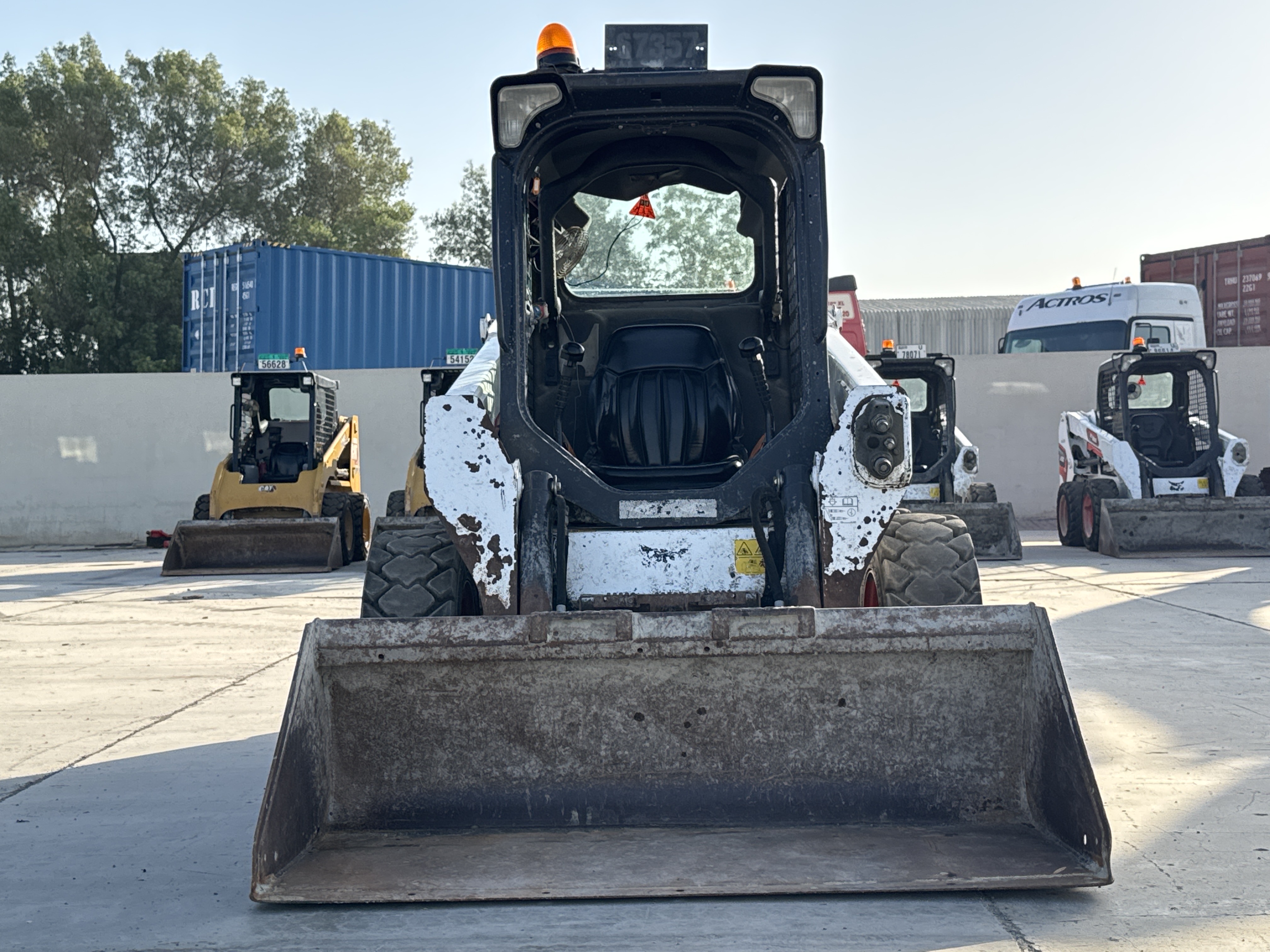 SSL-009-Bobcat-S510-skid-steer-loader-inspection-structure-paint-1
