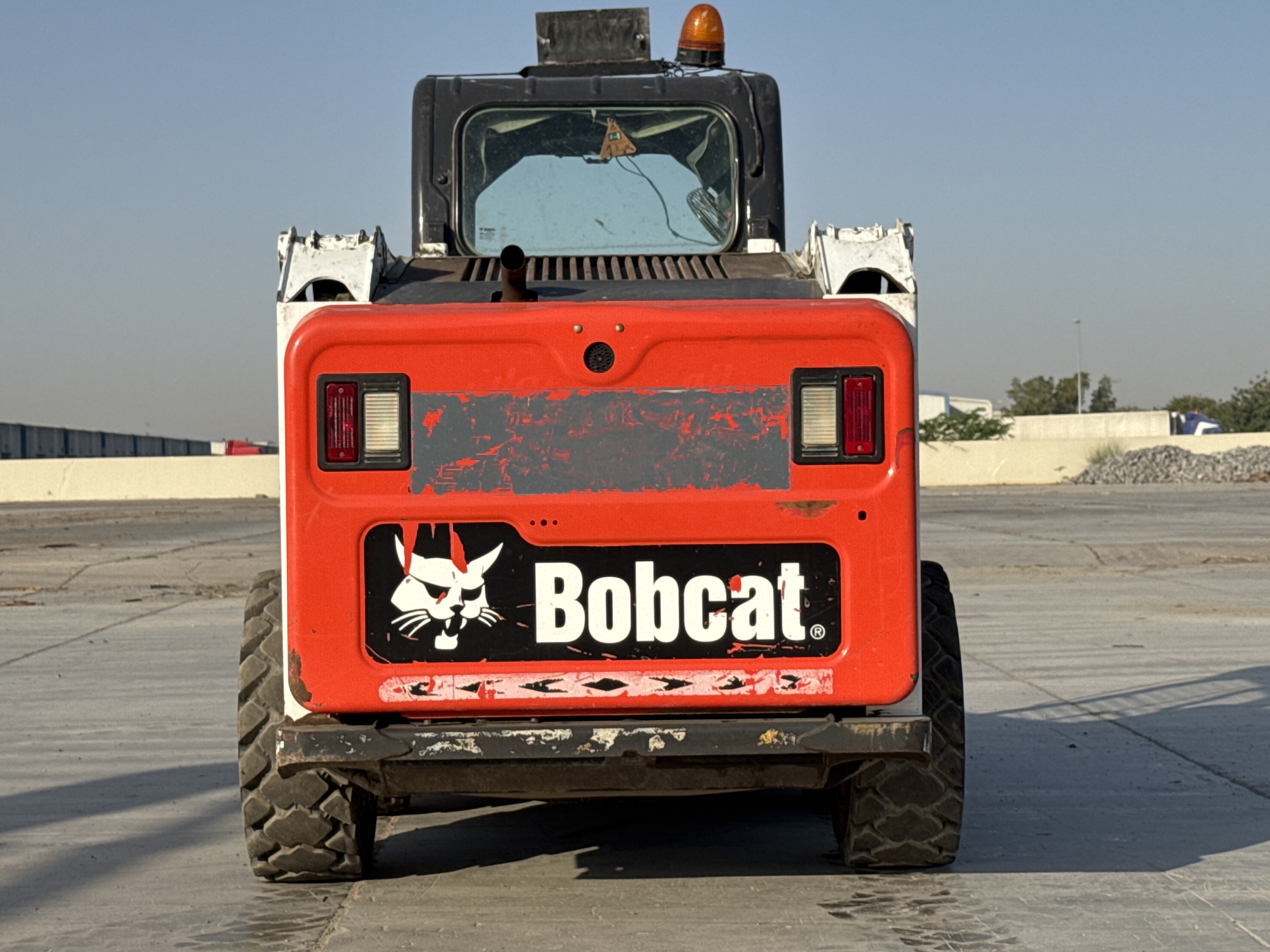 SSL-009-Bobcat-S510-skid-steer-loader-inspection-structure-paint-3
