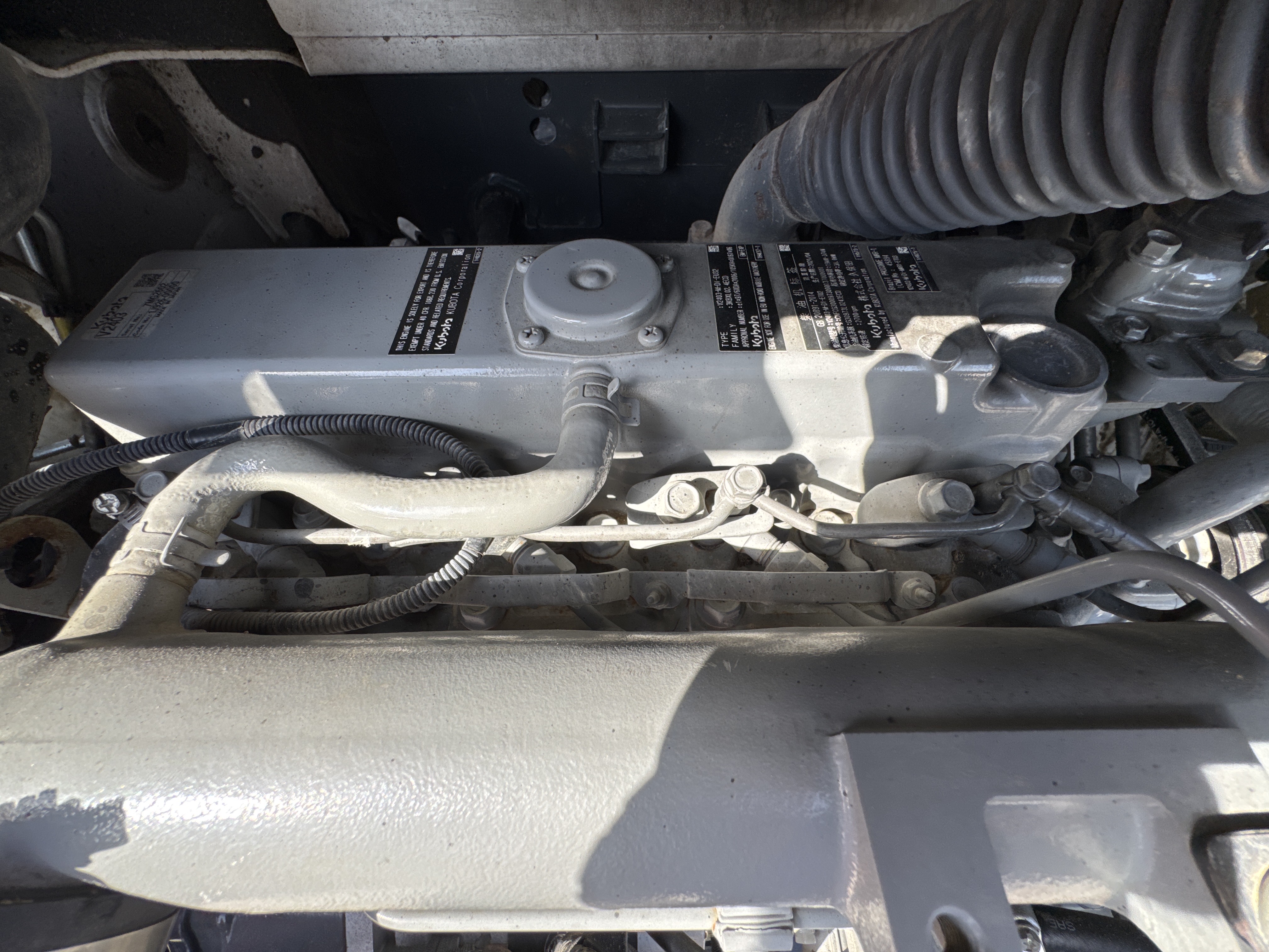 SSL-009-Bobcat-S510-skid-steer-loader-inspection-engine-fuel-leaks-3