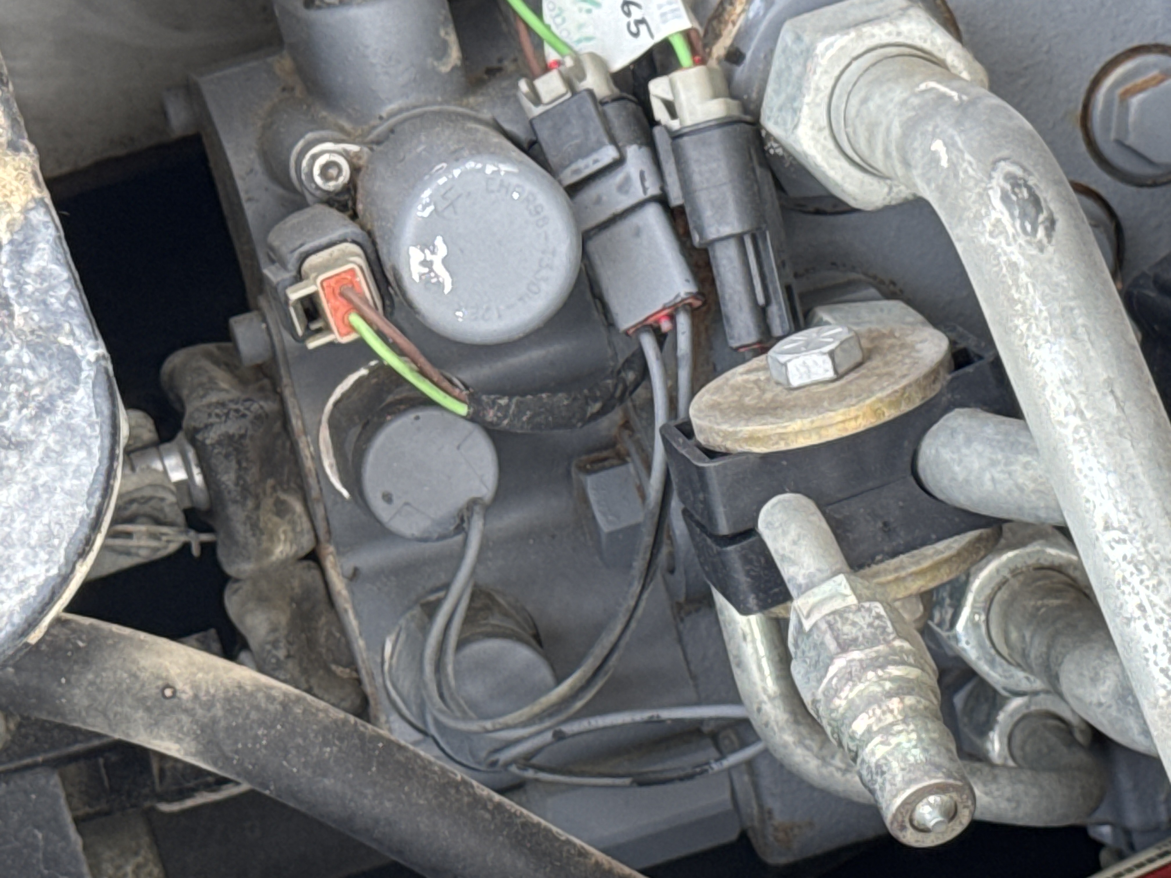 SSL-009-Bobcat-S510-skid-steer-loader-inspection-hydraulics-wiring-harness-1