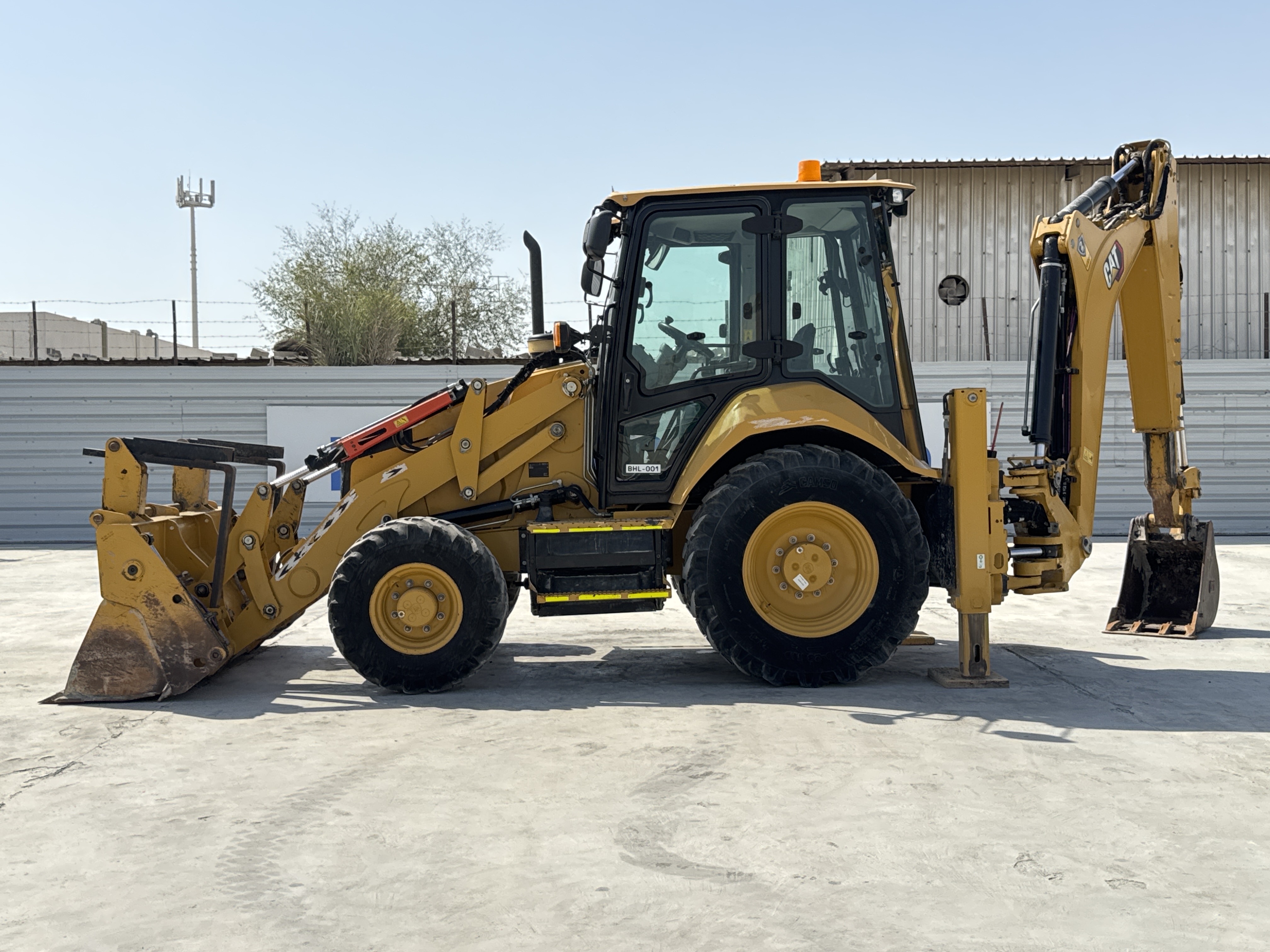 BHL-001-cat-426F2-backhoe-loader-inspection-structure-paint-3