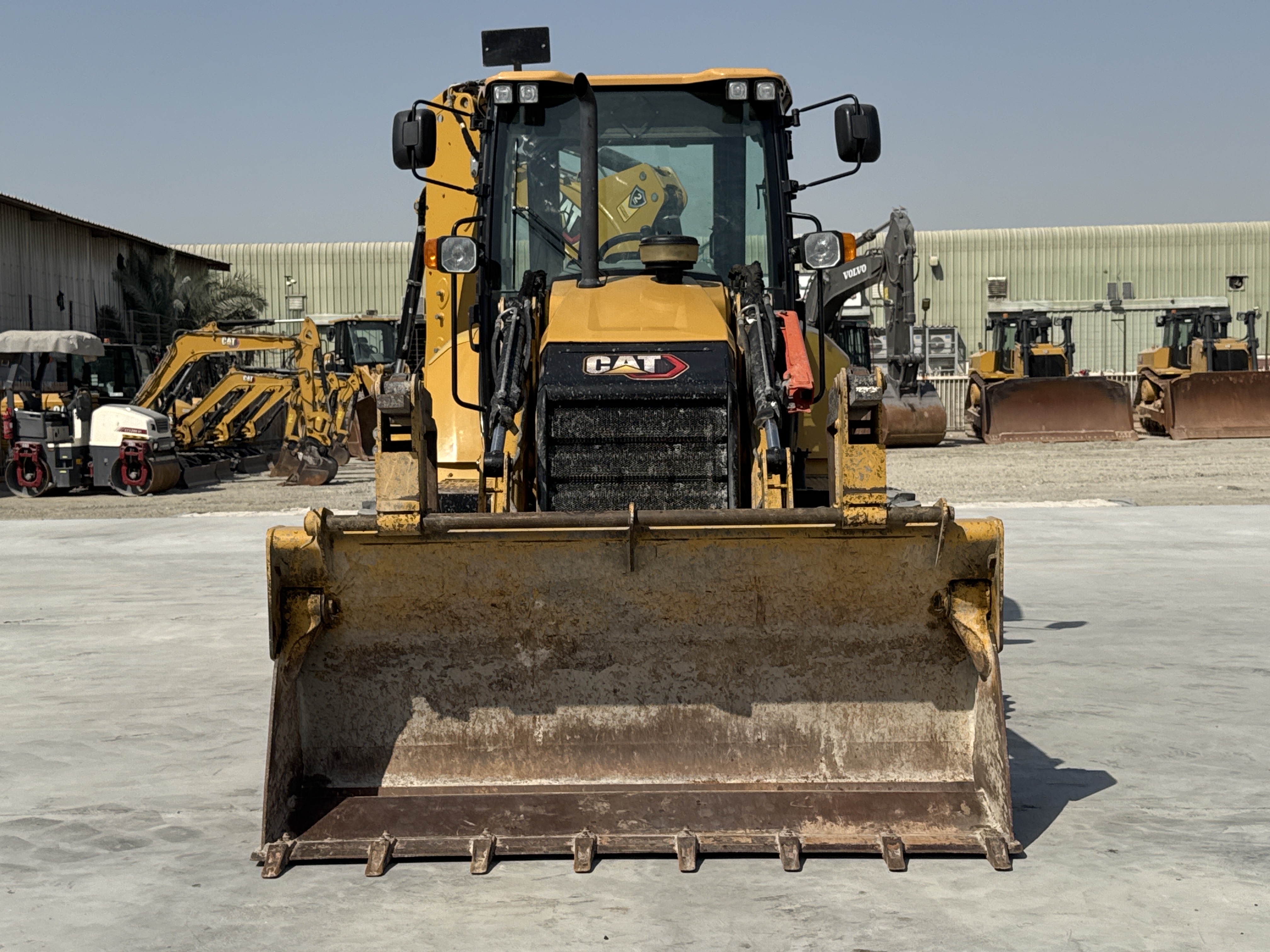 BHL-001-cat-426F2-backhoe-loader-inspection-structure-paint-4