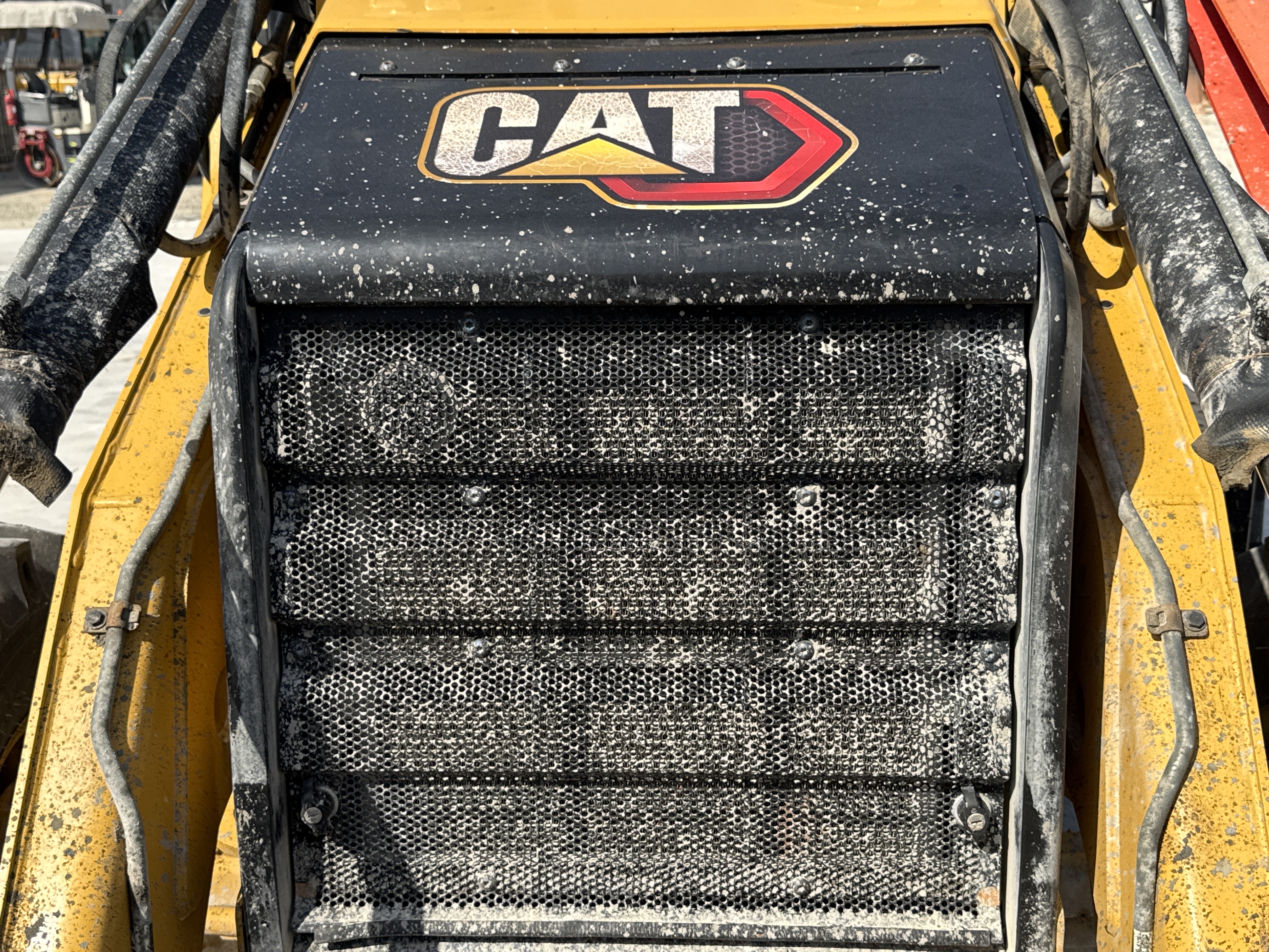 BHL-001-Cat-426F2-backhoe-loader-inspection-structure-sheet-metal-fiberglass-3