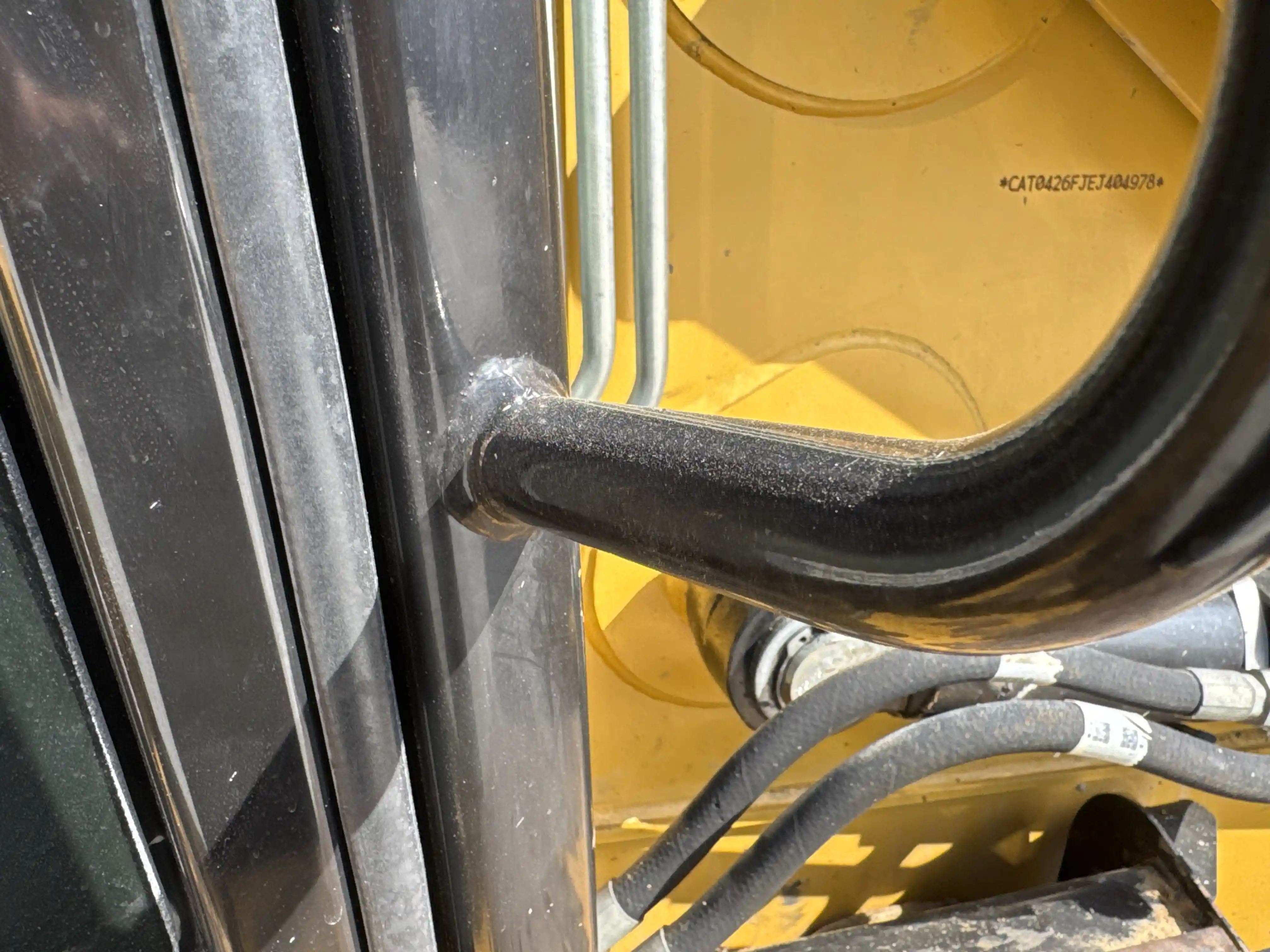 BHL-001-Cat-426F2-backhoe-loader-inspection-structure-handrails-3