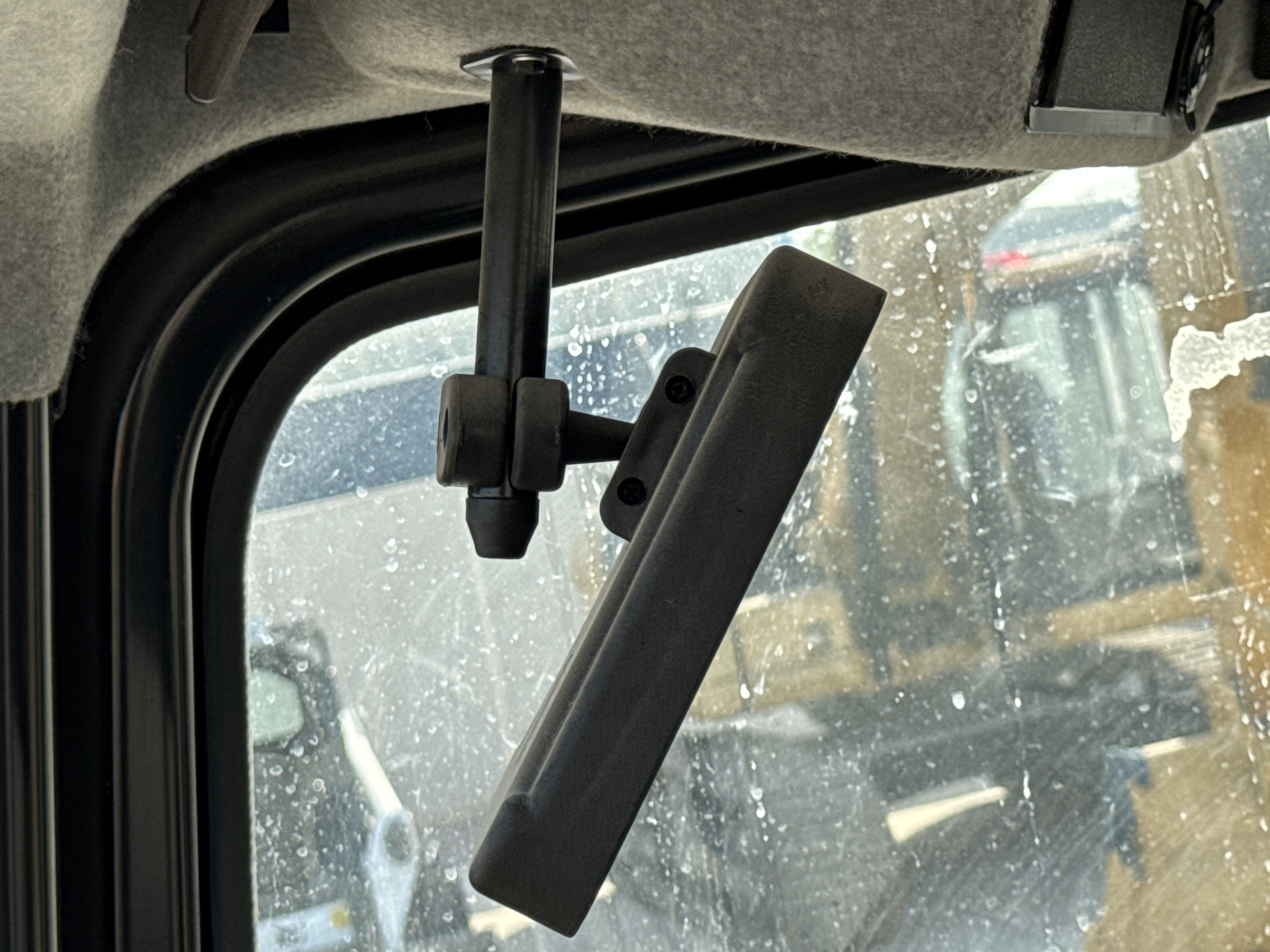 BHL-002- Cat-428-backhoe-loader-inspection-cabin-mirrors-4