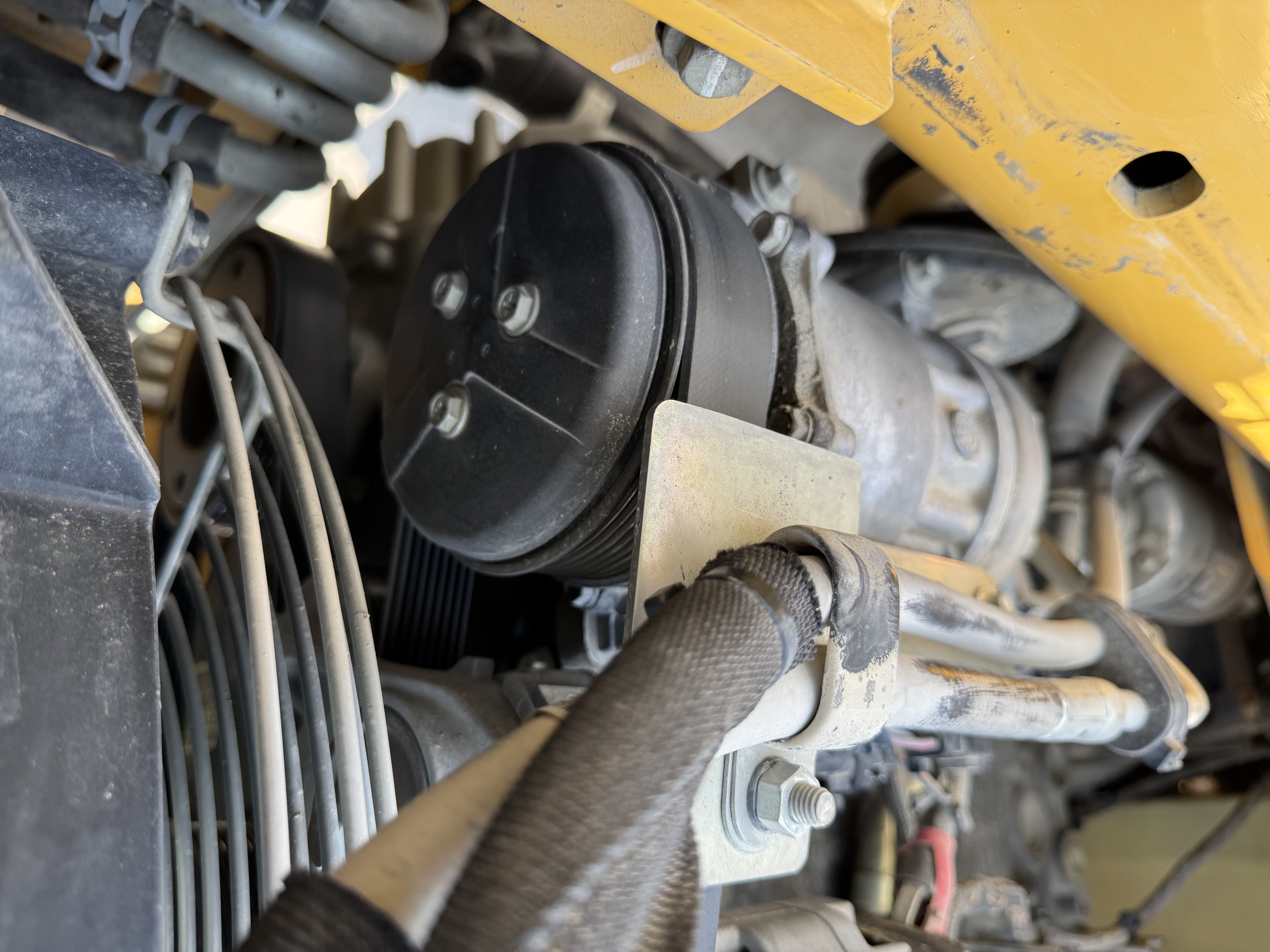 BHL-002- Cat-428-backhoe-loader-inspection-air-conditioning-AC-compressor-1