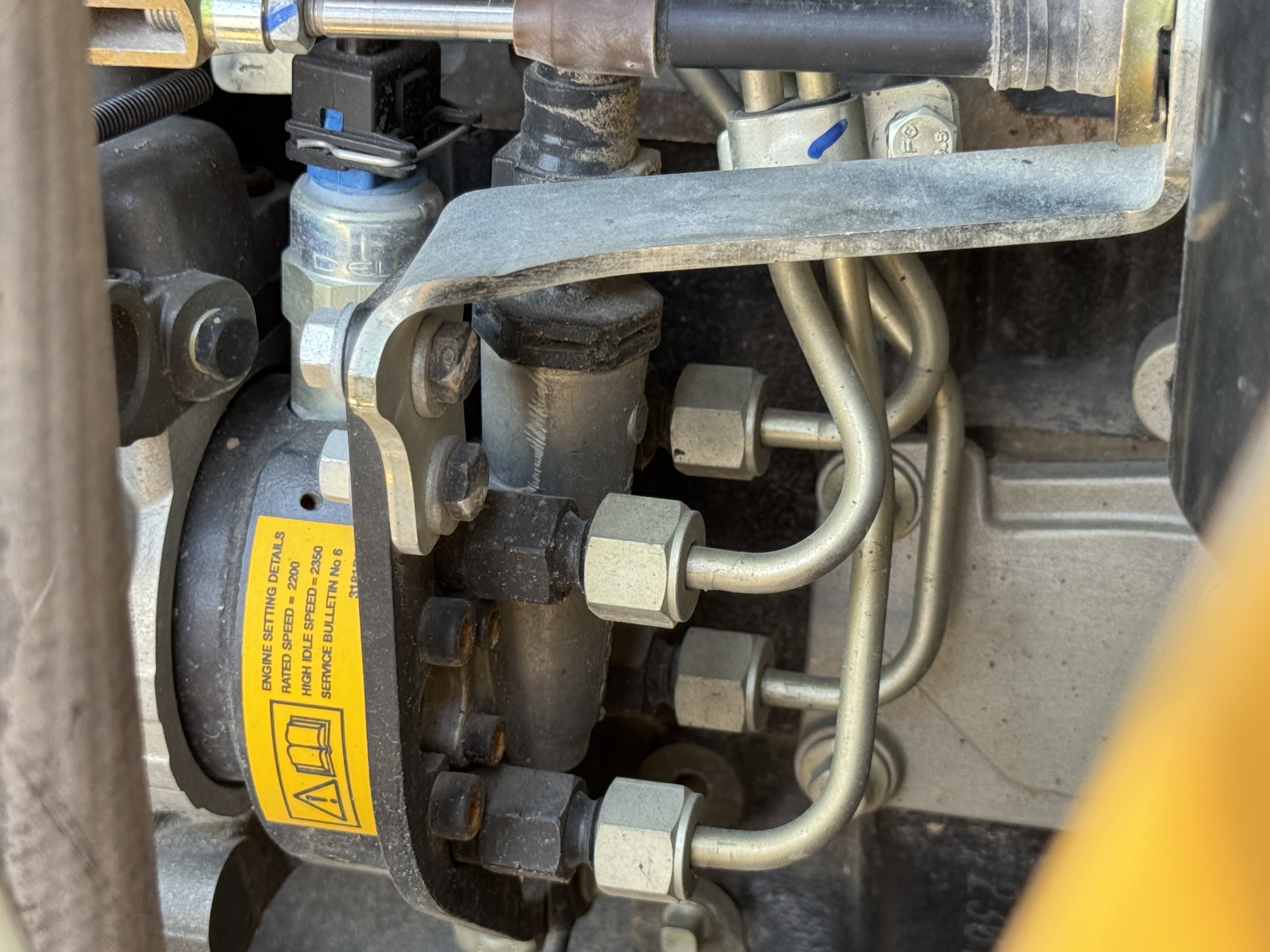 BHL-002- Cat-428-backhoe-loader-inspection-engine-fuel-leaks -1