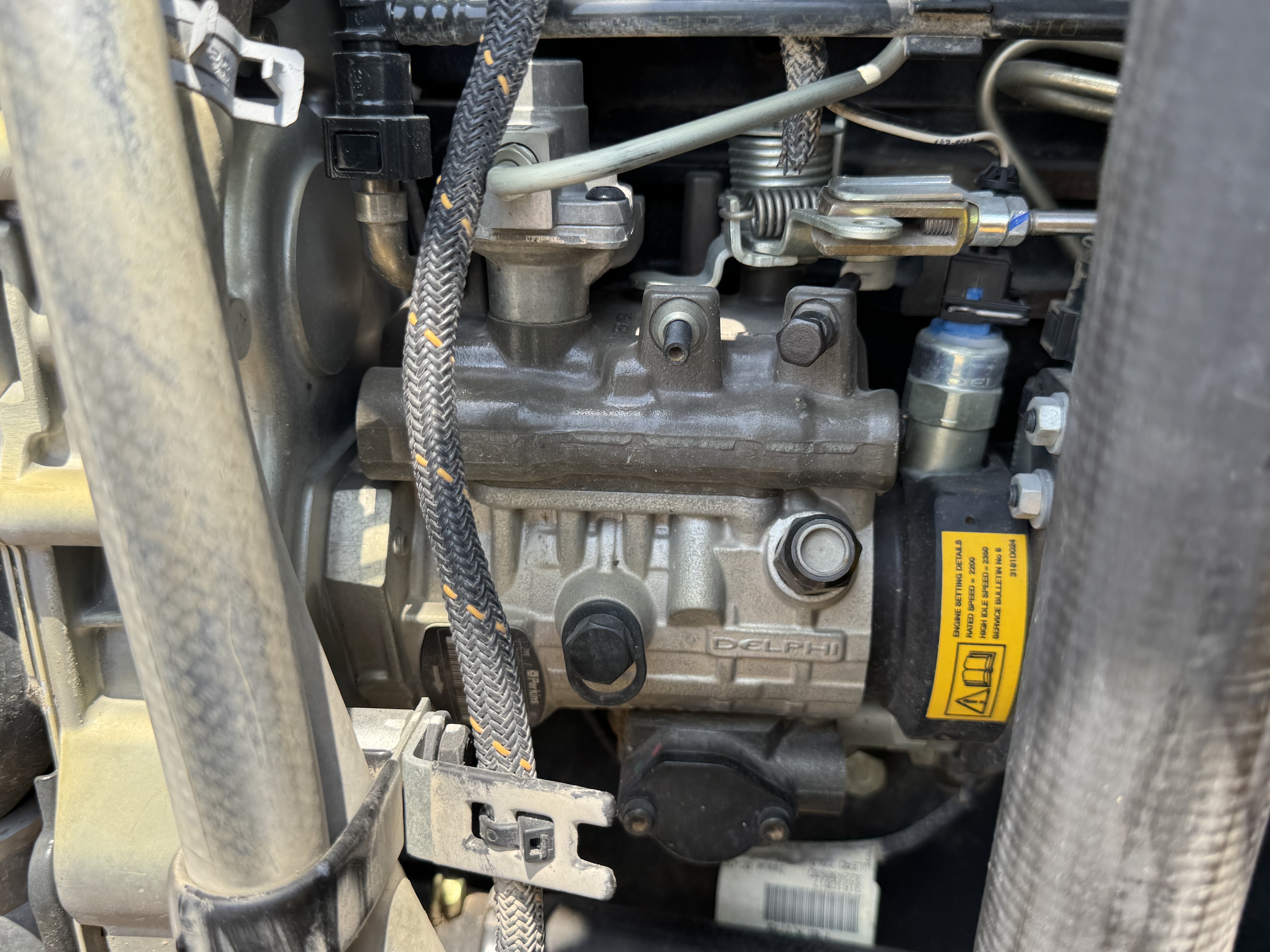 BHL-002- Cat-428-backhoe-loader-inspection-engine-fuel-leaks-2