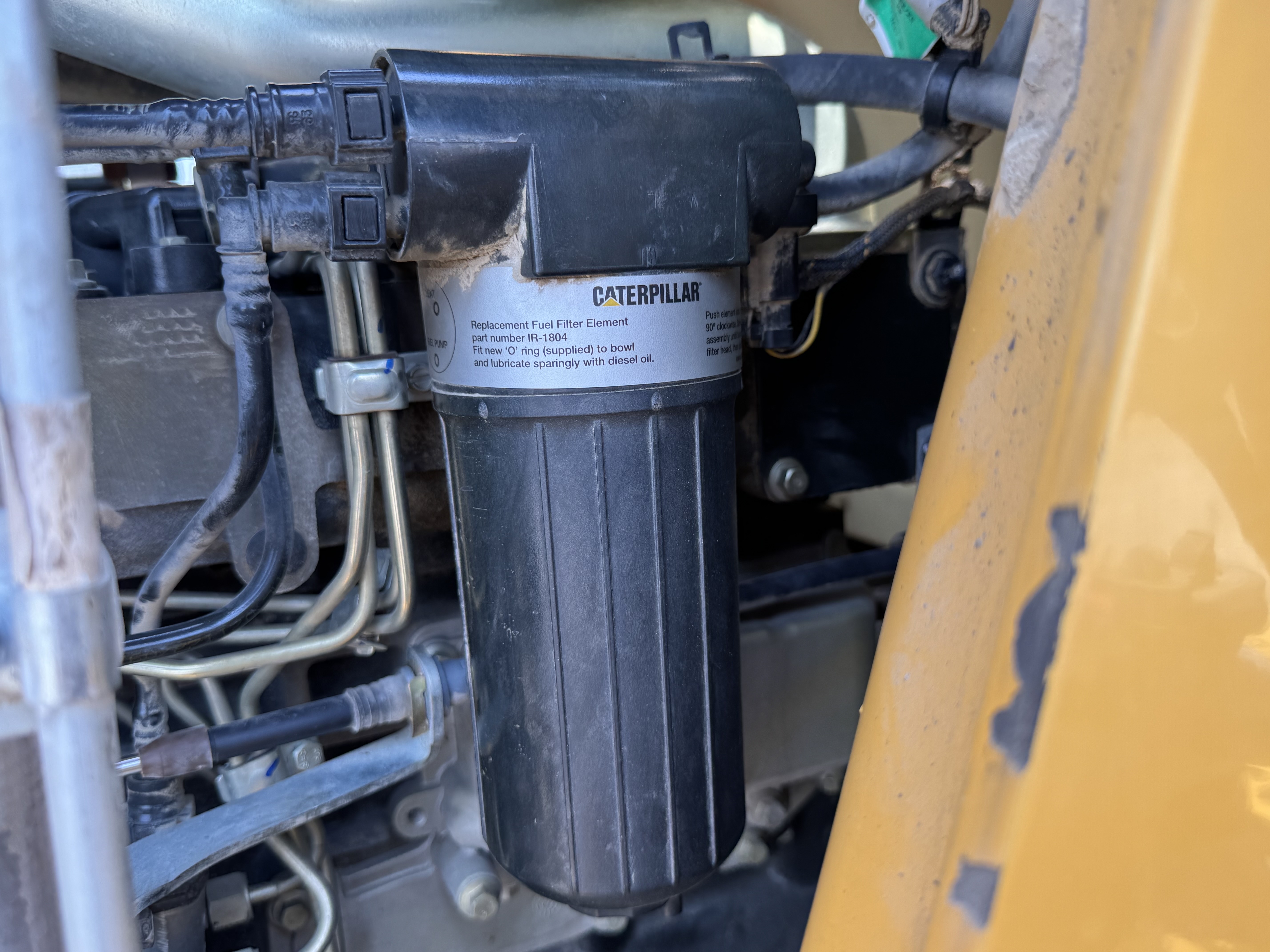 BHL-002- Cat-428-backhoe-loader-inspection-engine-fuel-leaks-3