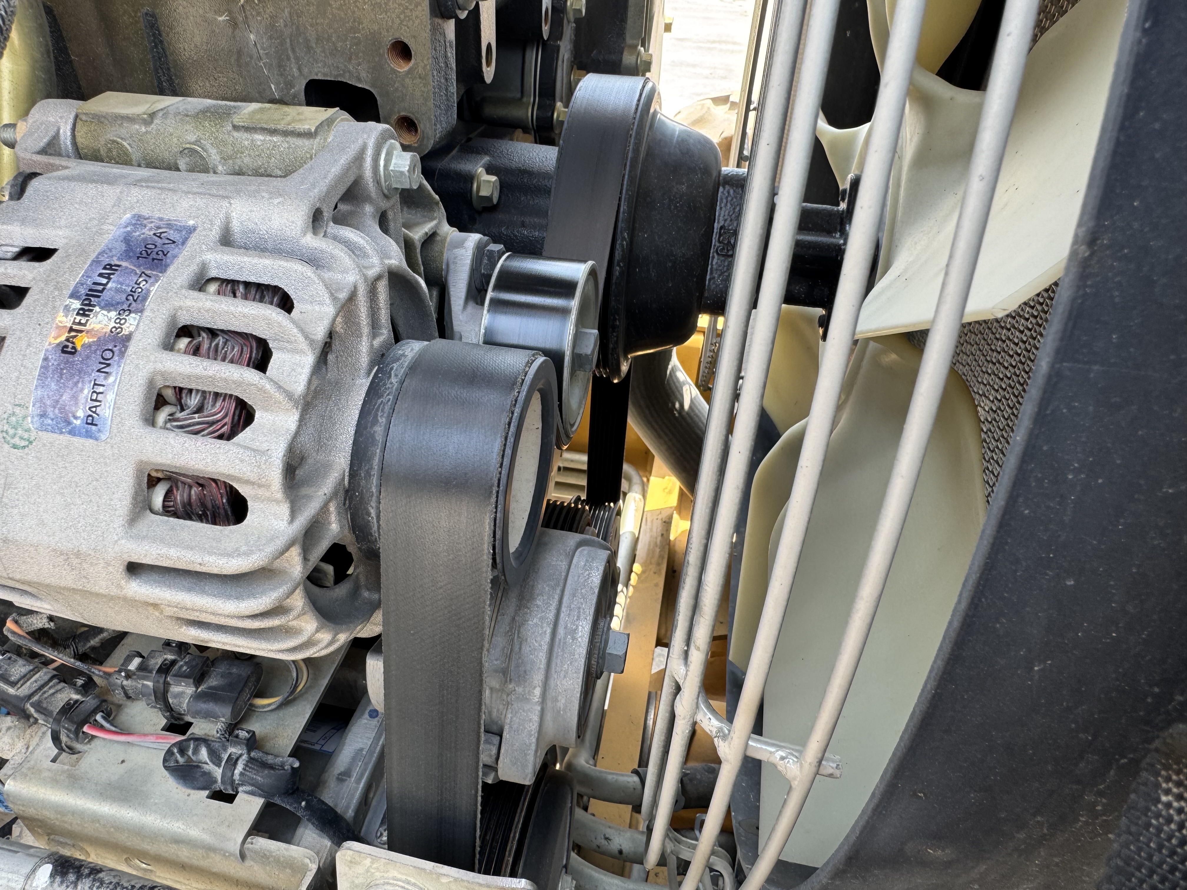 BHL-002- Cat-428-backhoe-loader-inspection-engine-belts-1