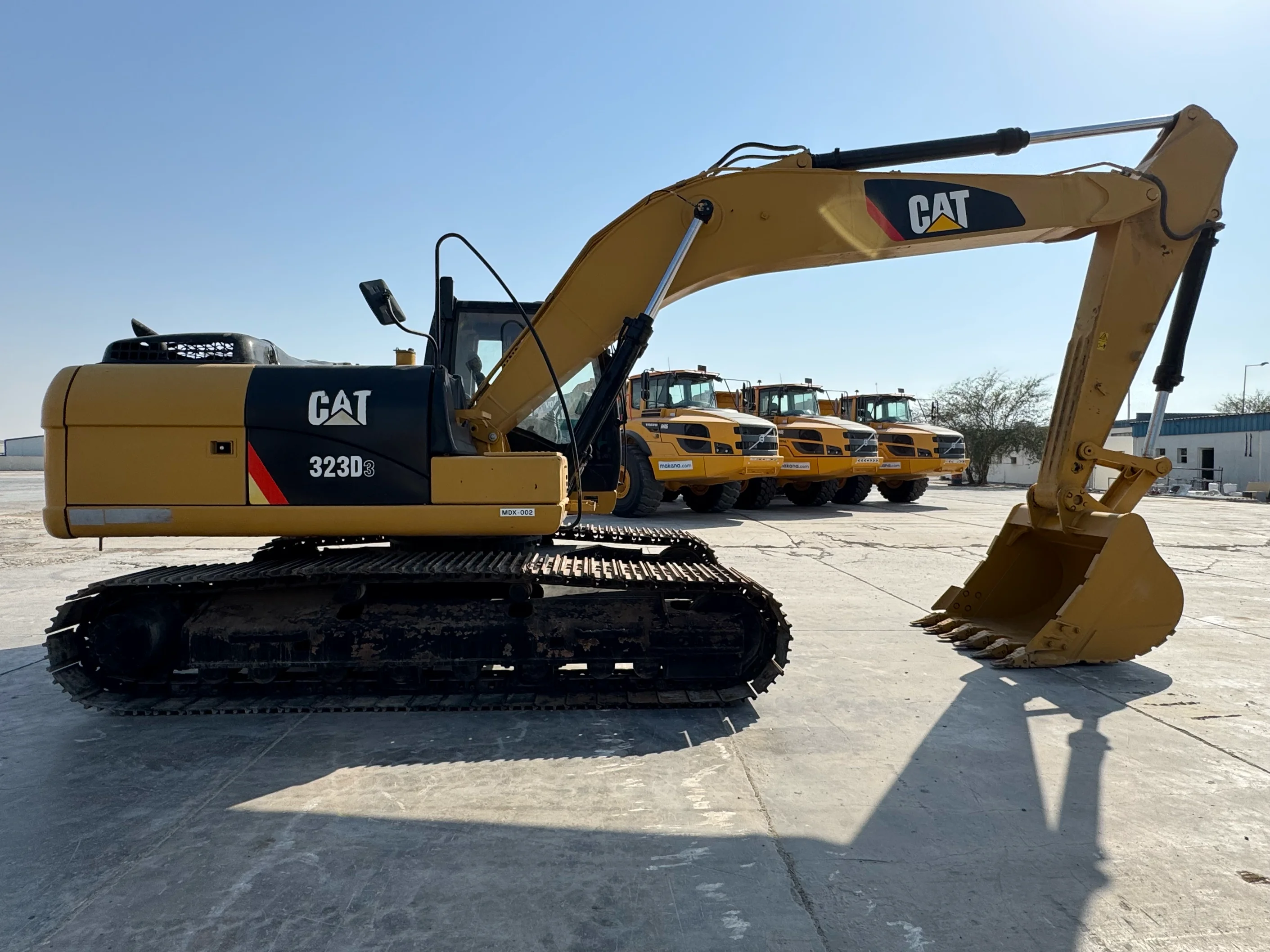 MDX-002-Cat-323D3-medium-excavator-inspection-structure-paint-3